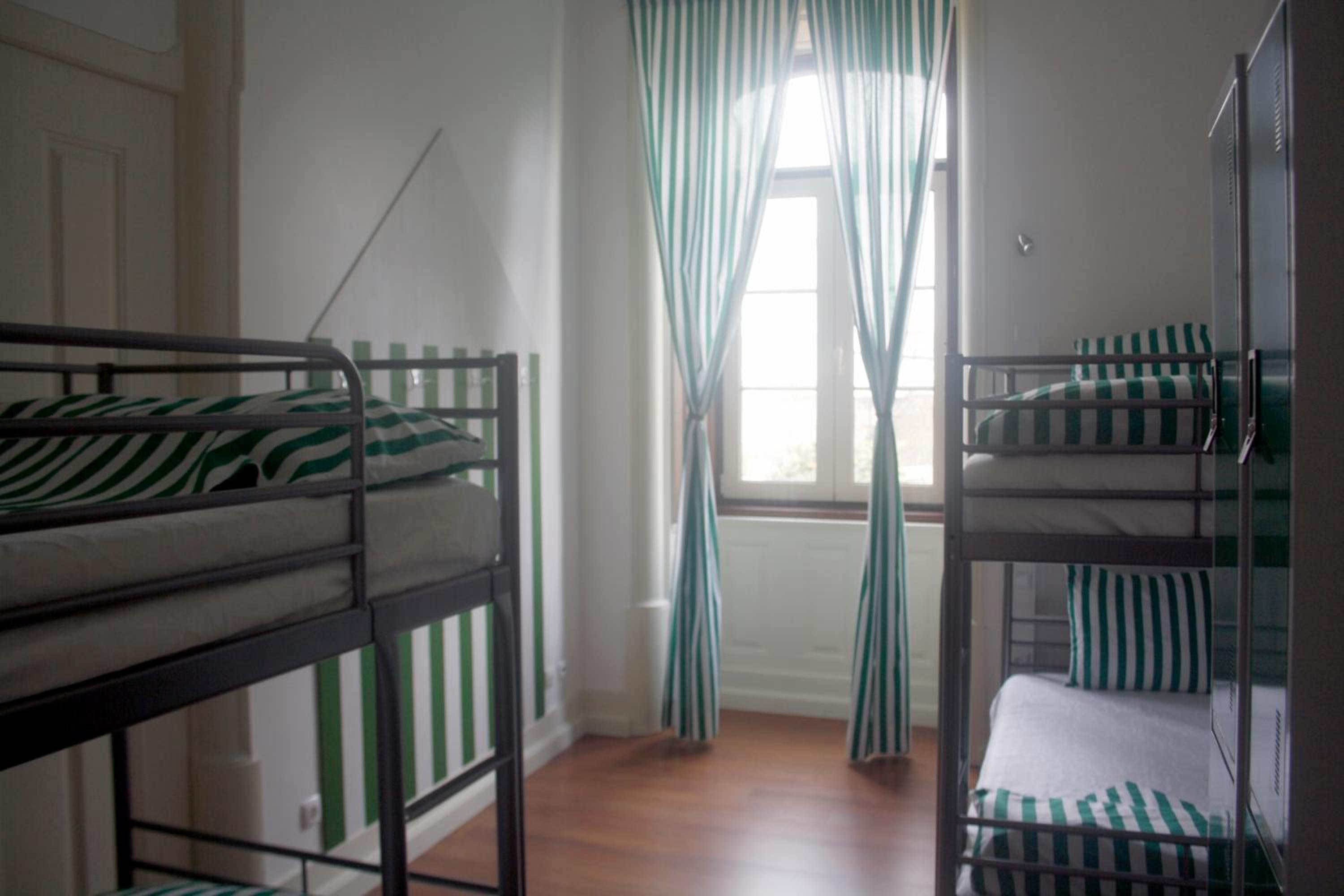 Mixed Dormitory Room photo 2