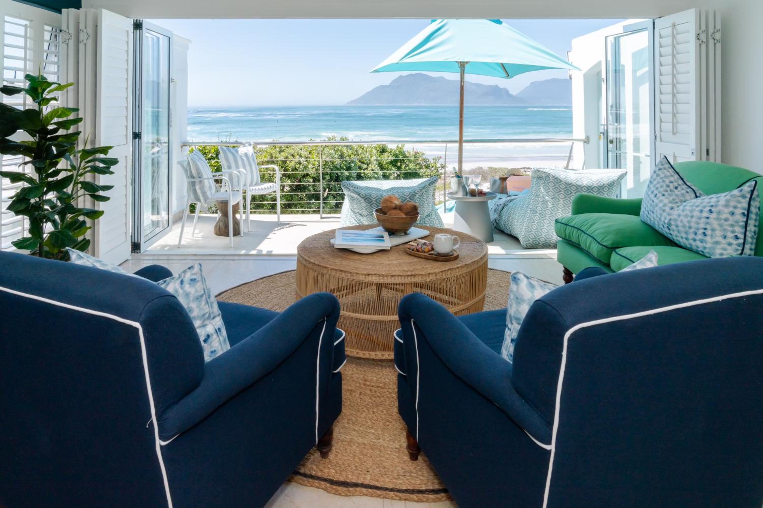 Villa - Beach Front