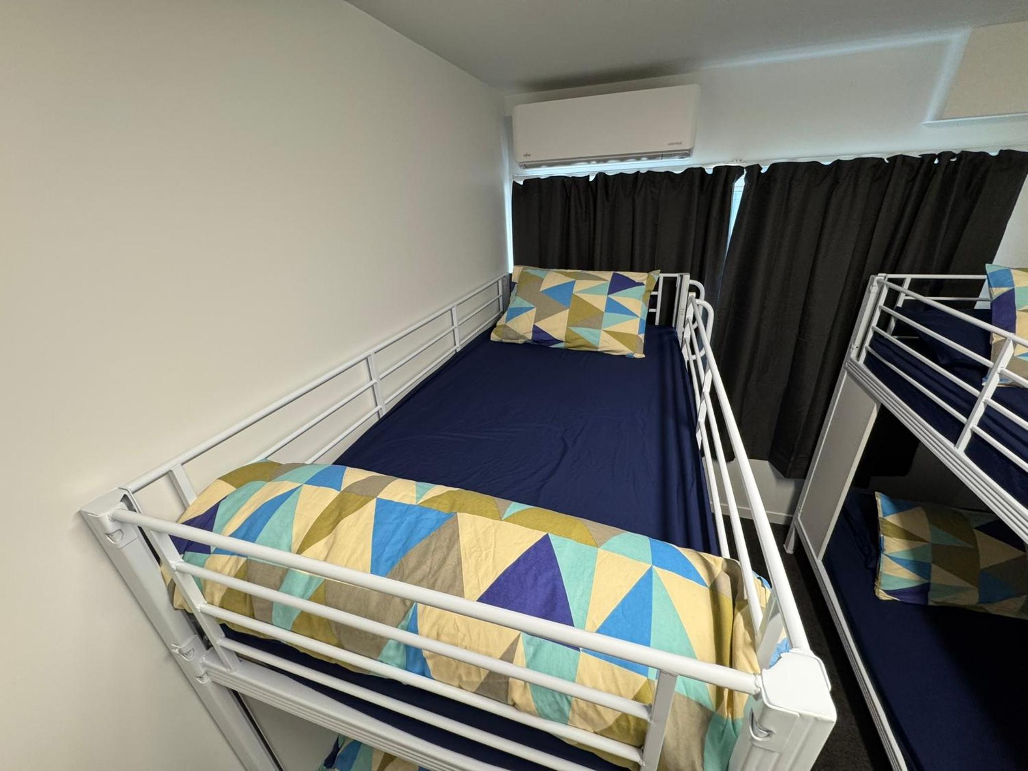 Bed in 4-Bed Male Dormitory Room photo 2