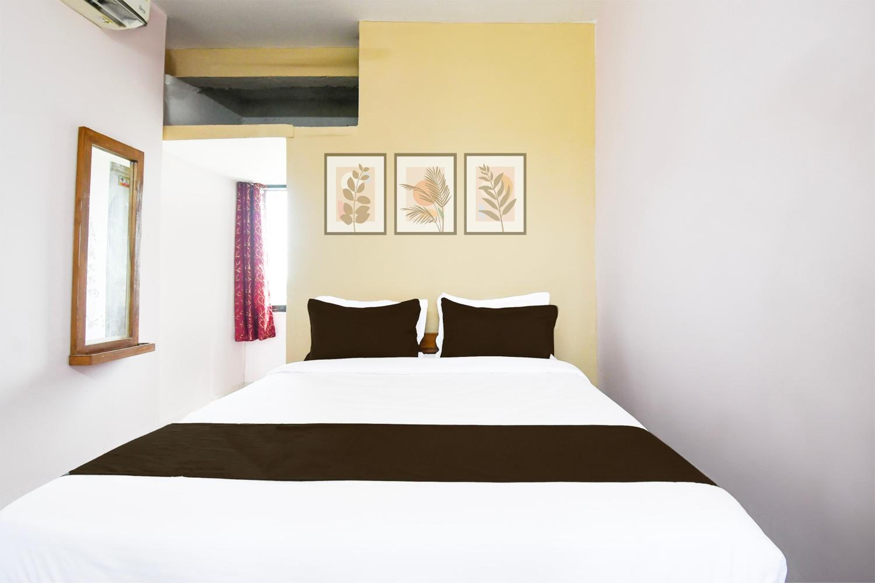 Deluxe Triple Room photo 2