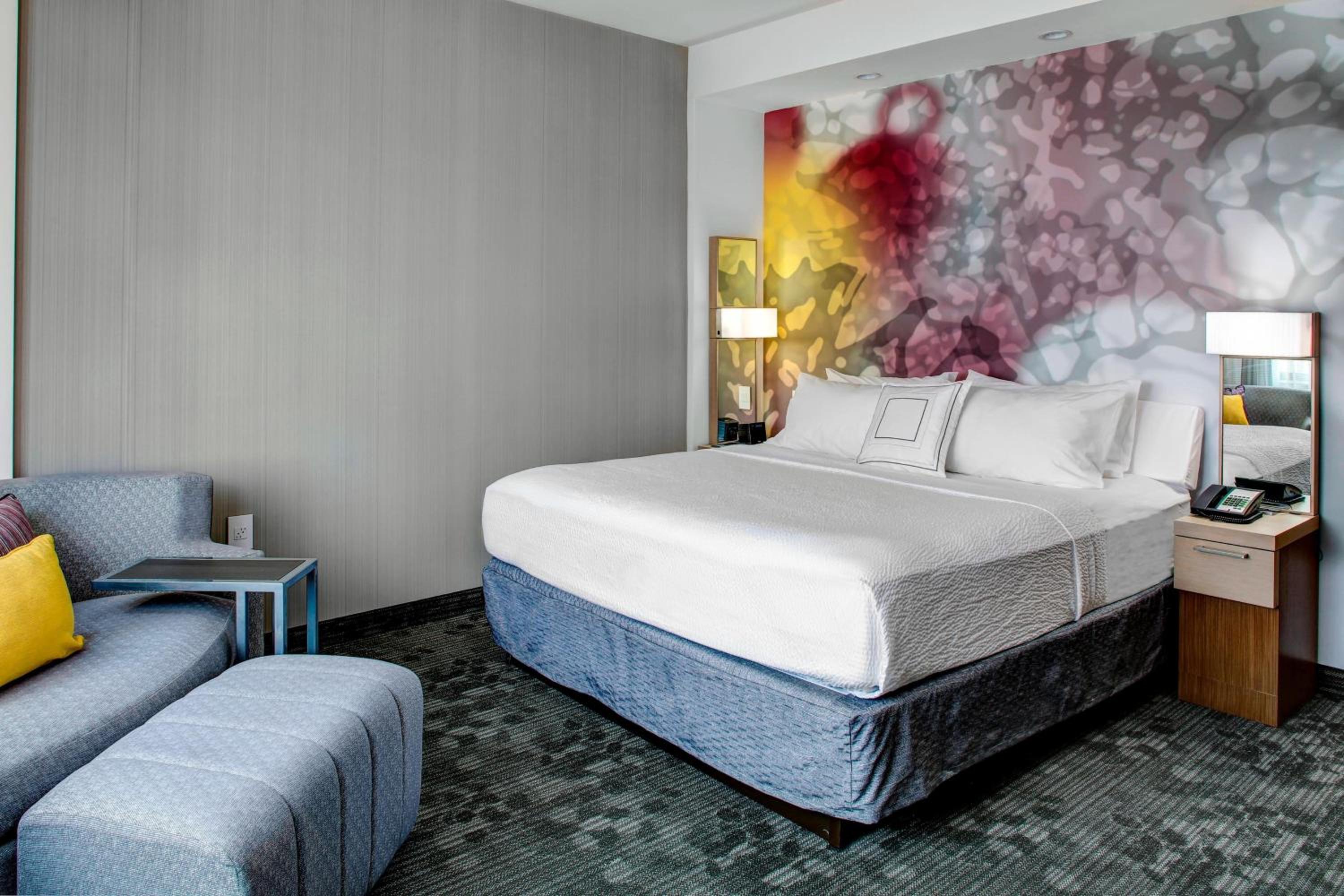 King Room with Tub - Mobility and Hearing Accessible