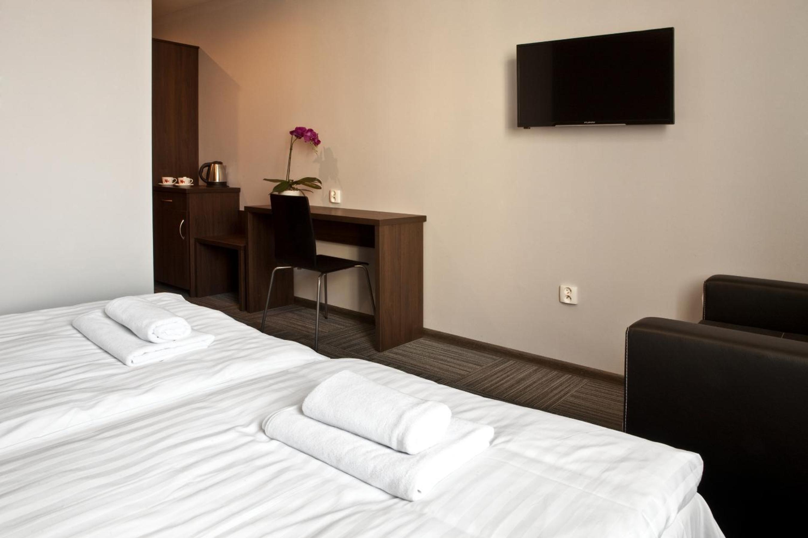 Comfort Double Room with Extra Bed photo 1