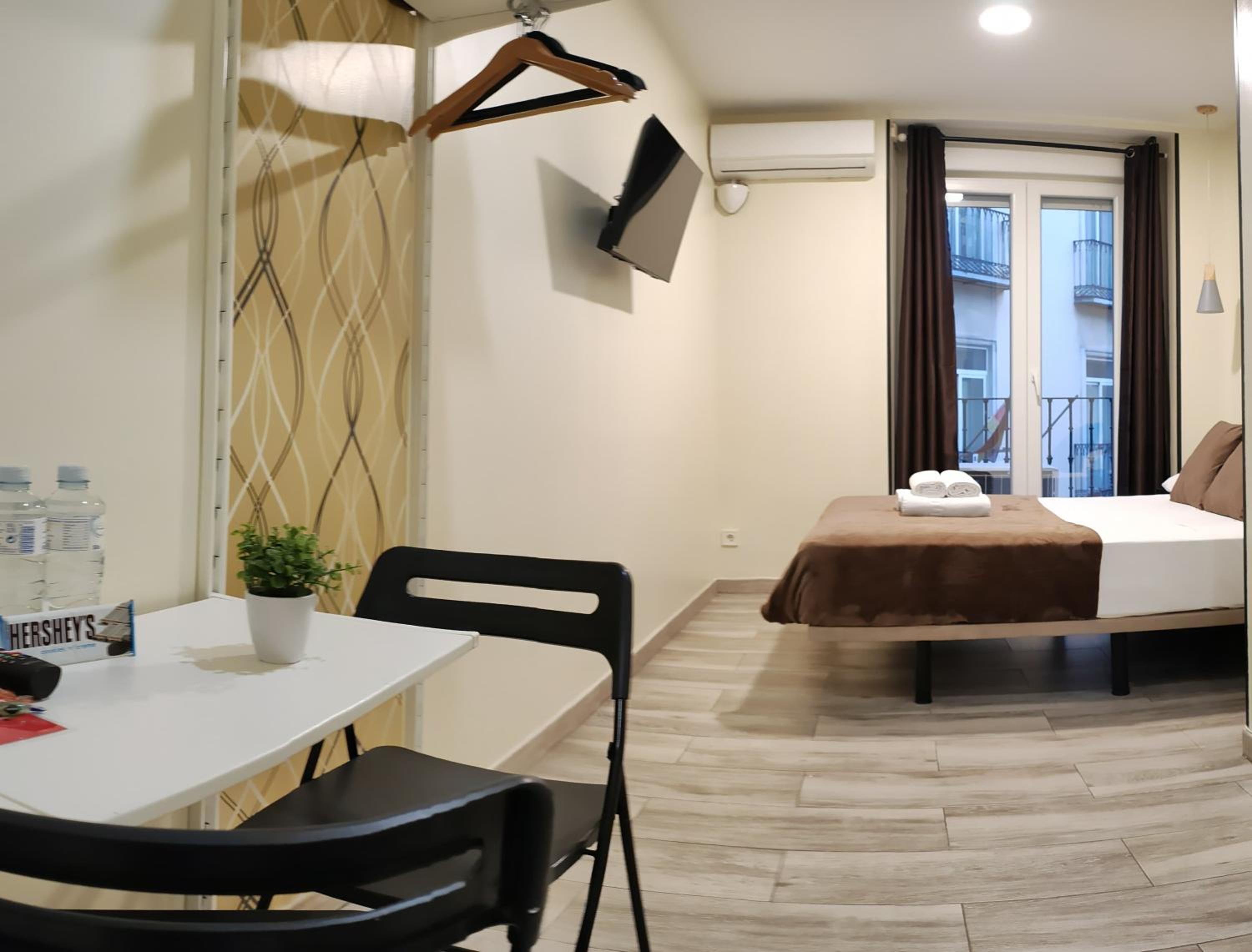 Double Room with Balcony photo 3