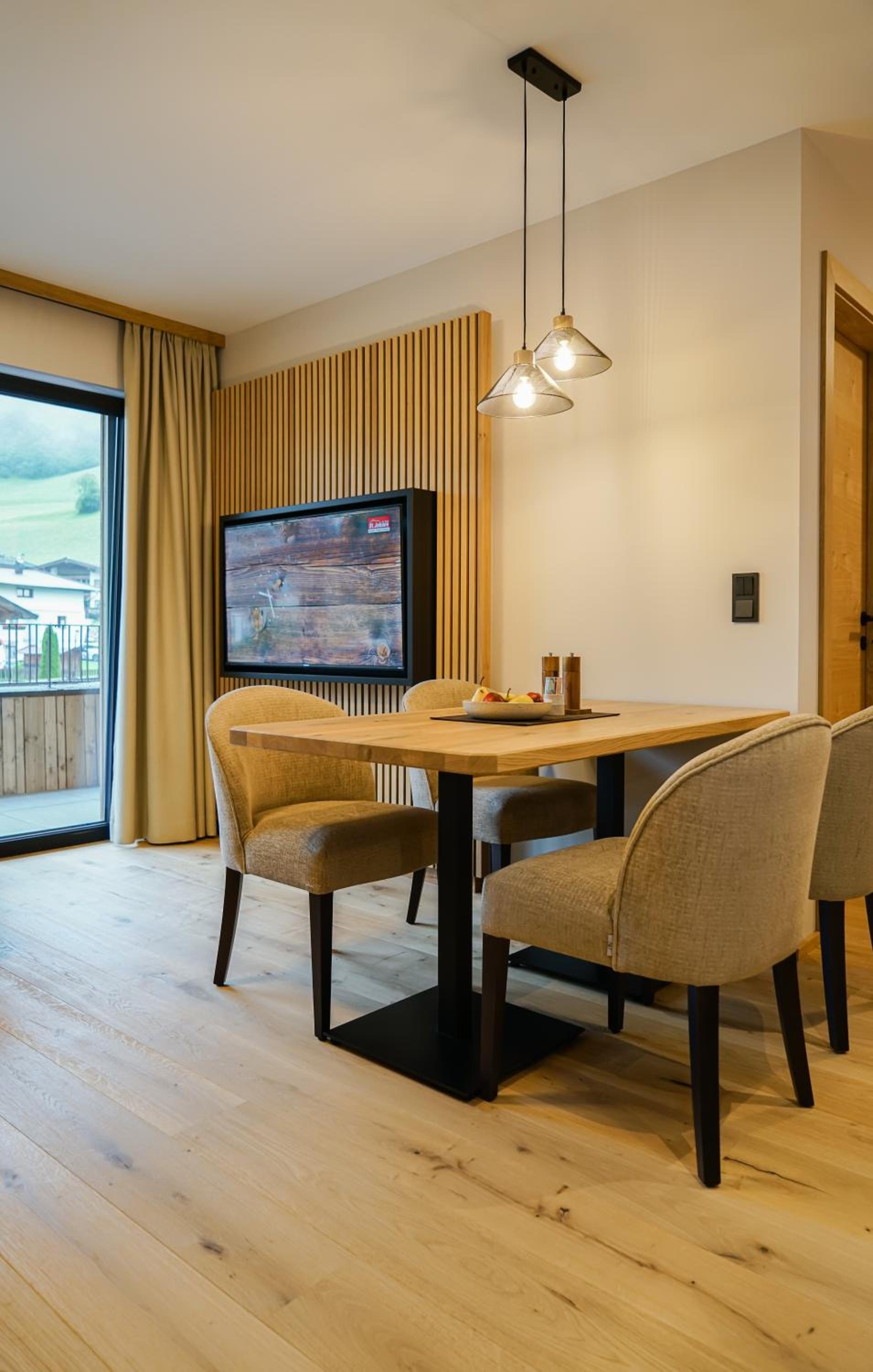 Two-Bedroom Apartment with Balcony photo 1