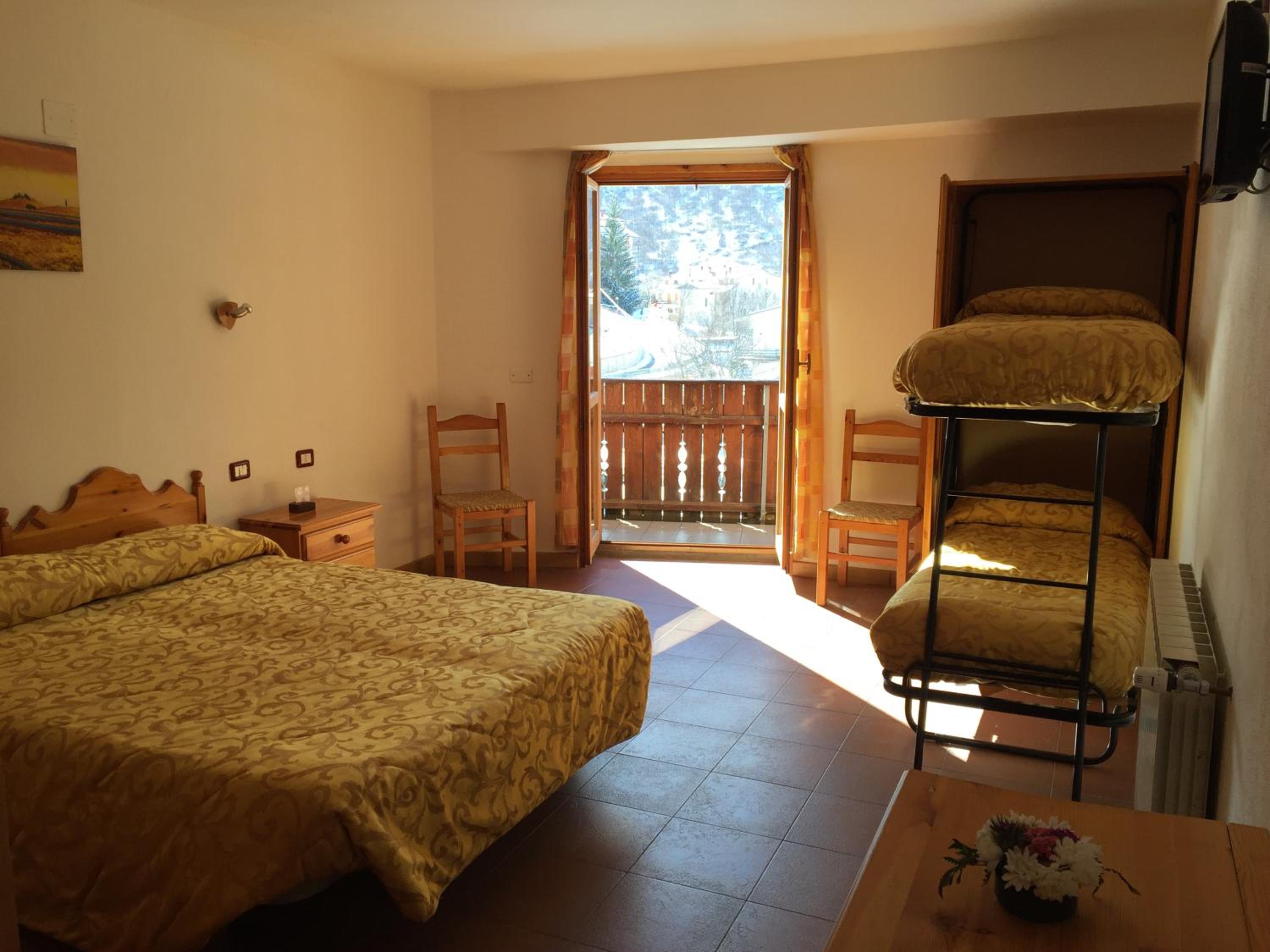 Quadruple Room photo 3