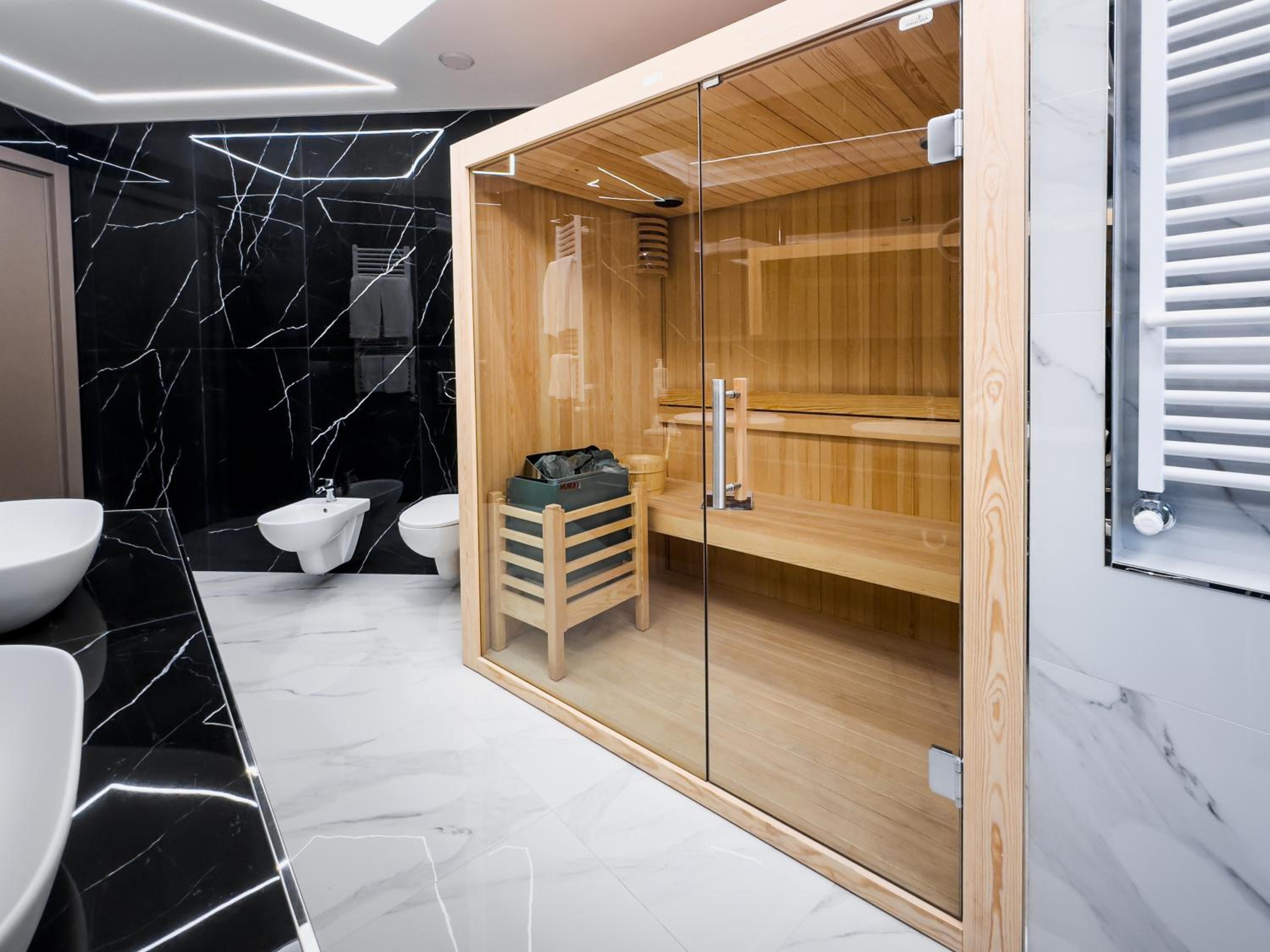 Junior Suite with Sauna - Photo 17