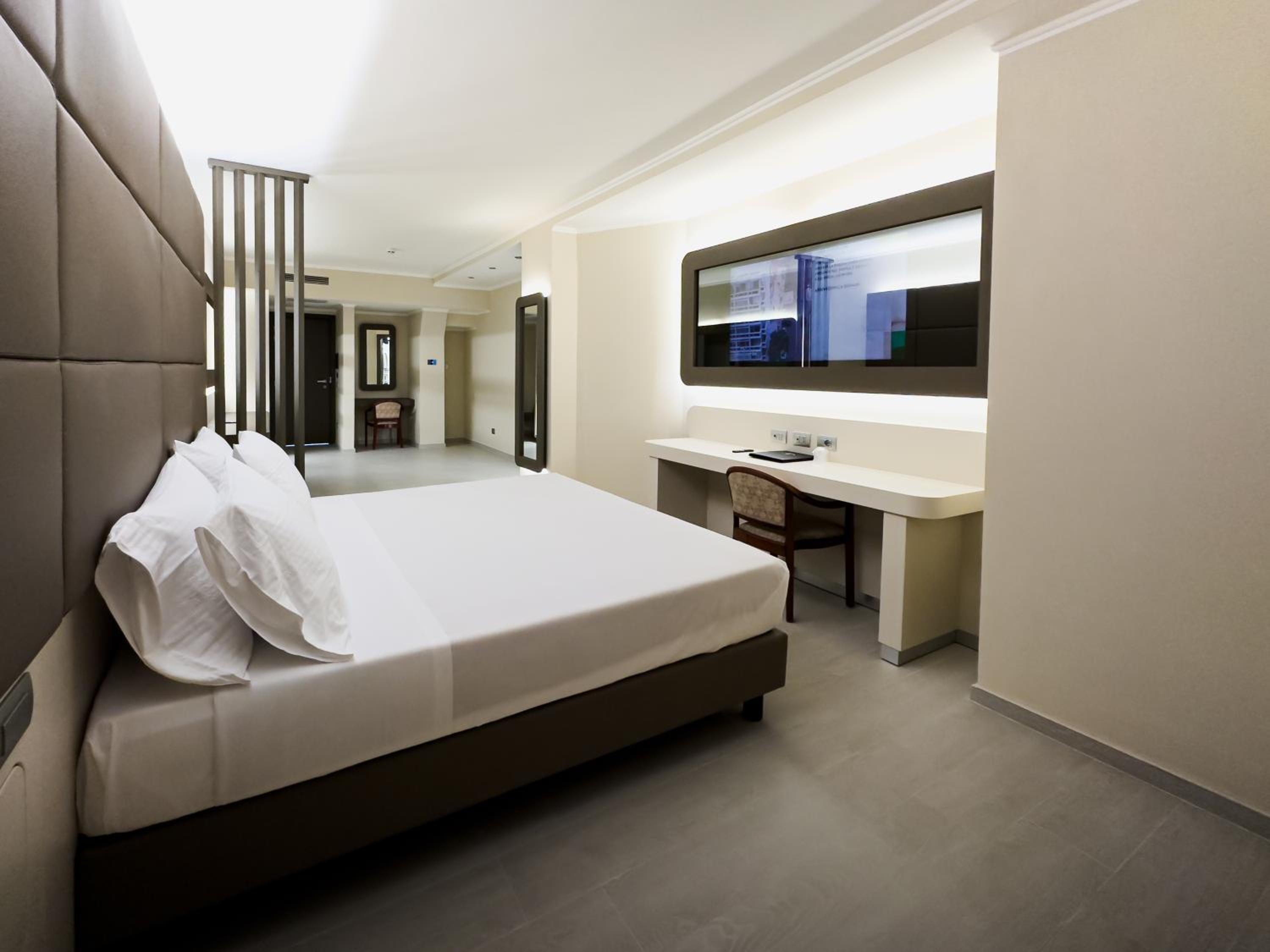 Junior Suite with Sauna - Photo 7