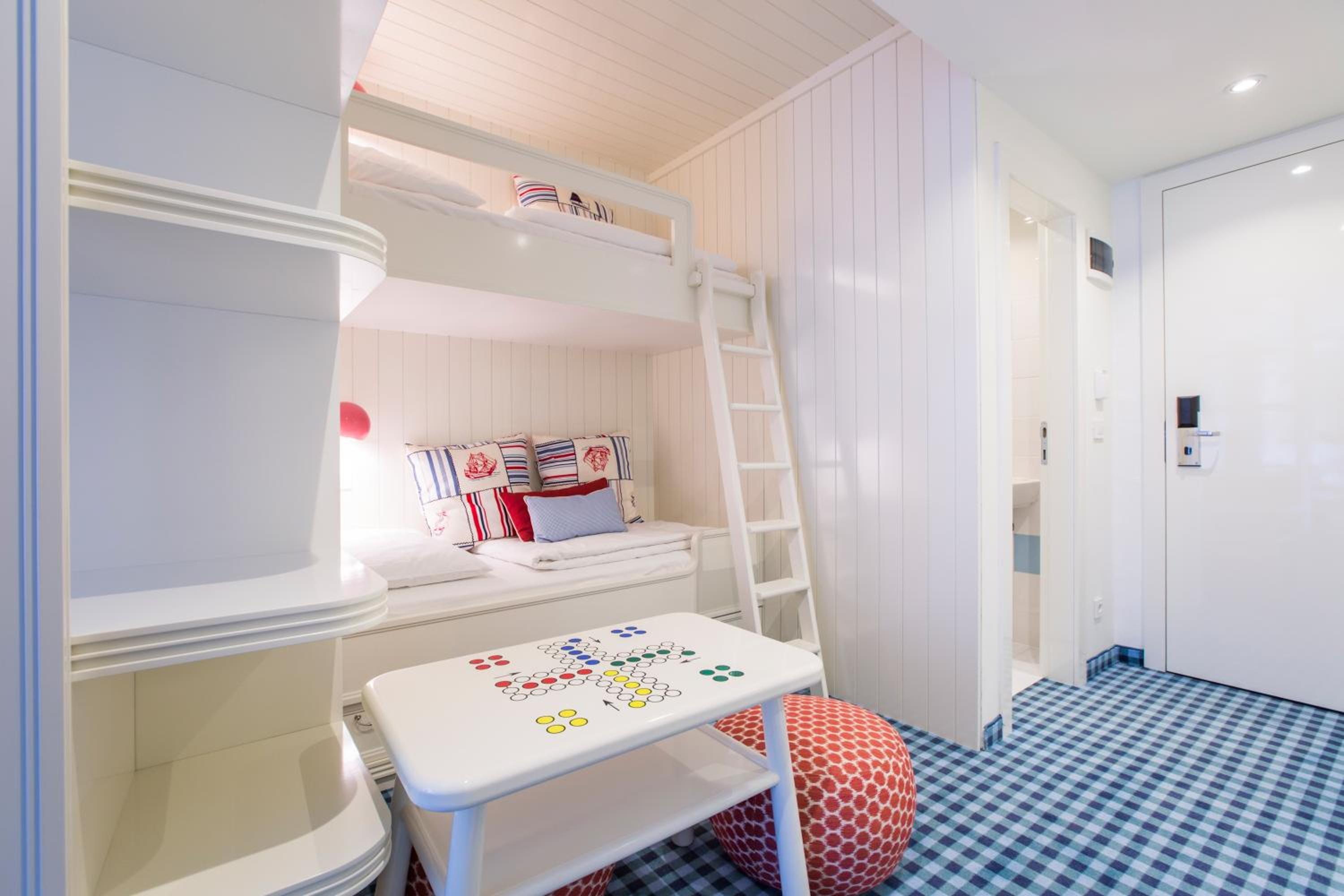 Special Offer - Family Room with 1 May Package