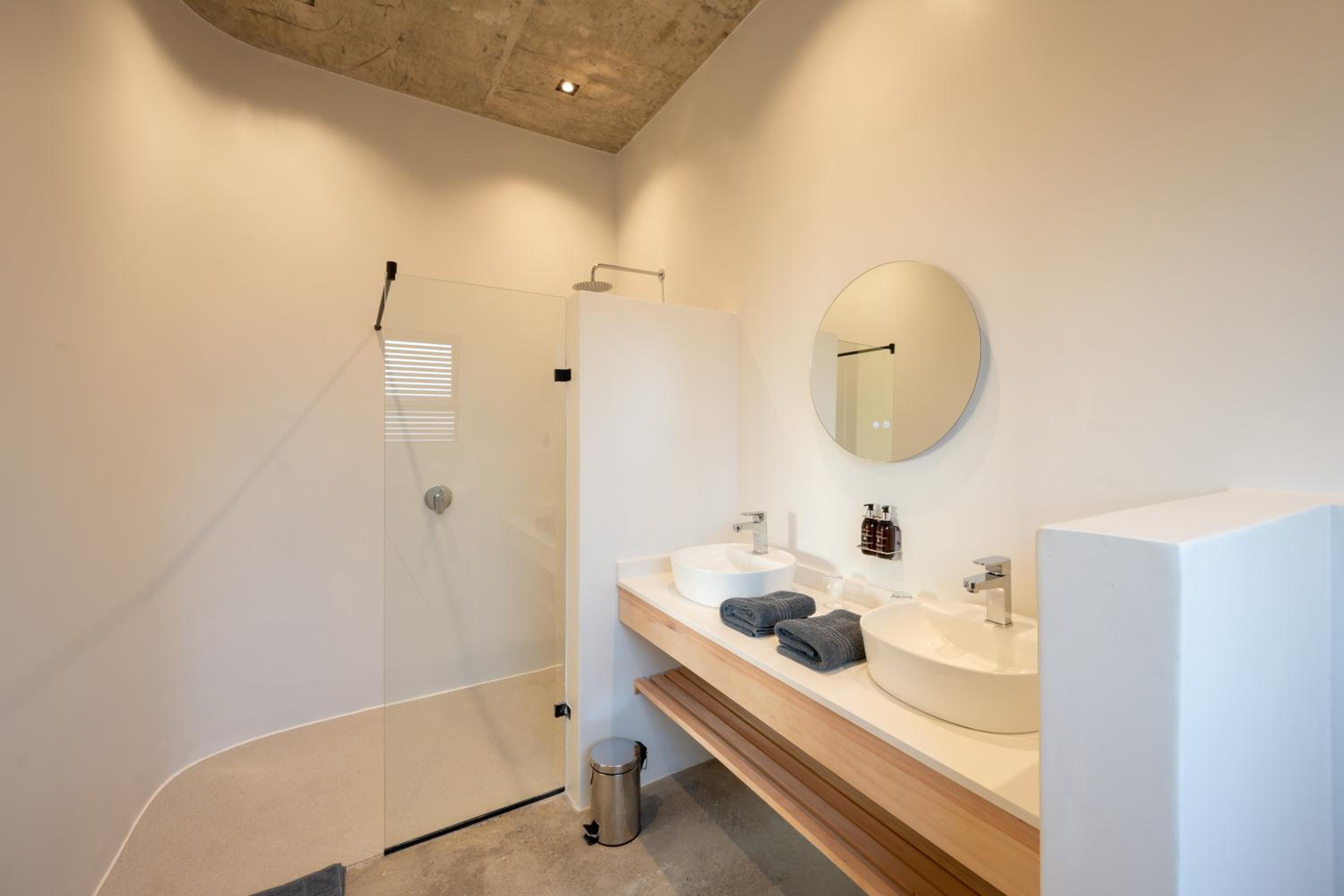 Deluxe Family Suite photo 3