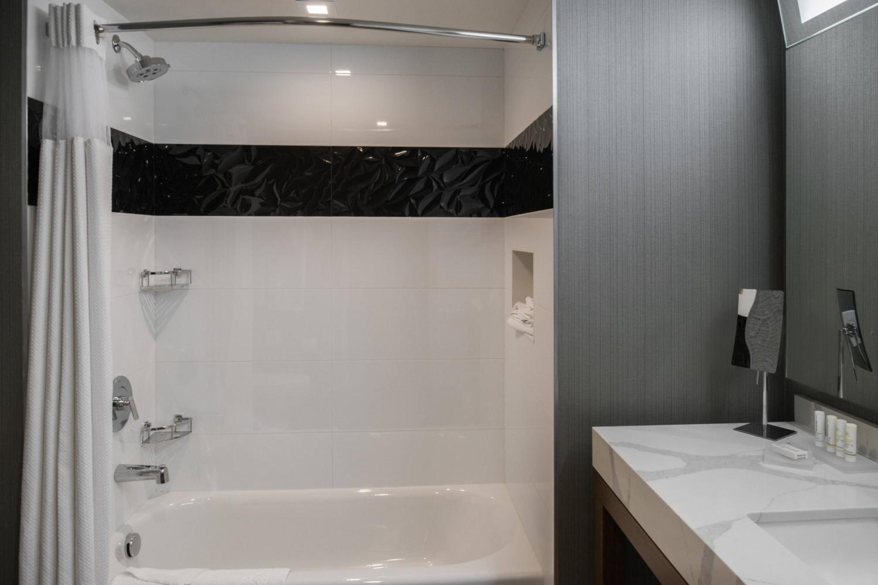 Courtyard by Marriott Temecula Murrieta