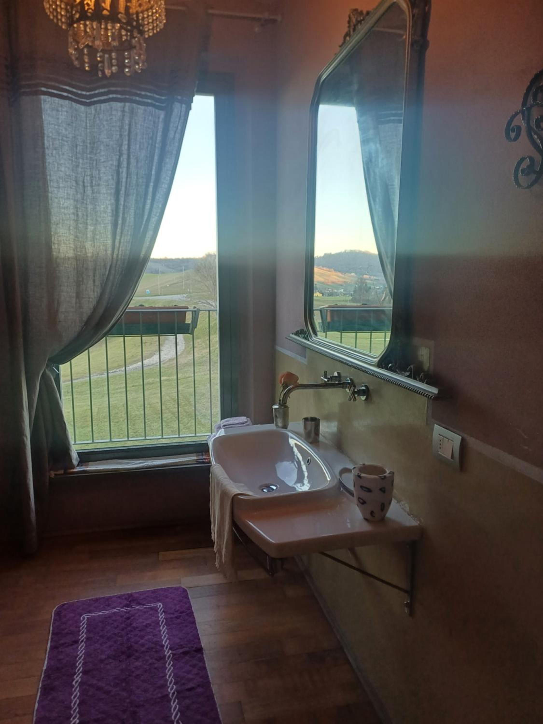 Large Double Room photo 1