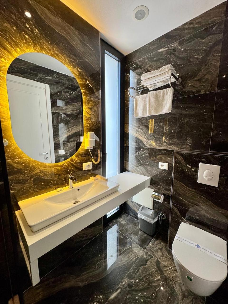 Deluxe Double or Twin Room with Pool View