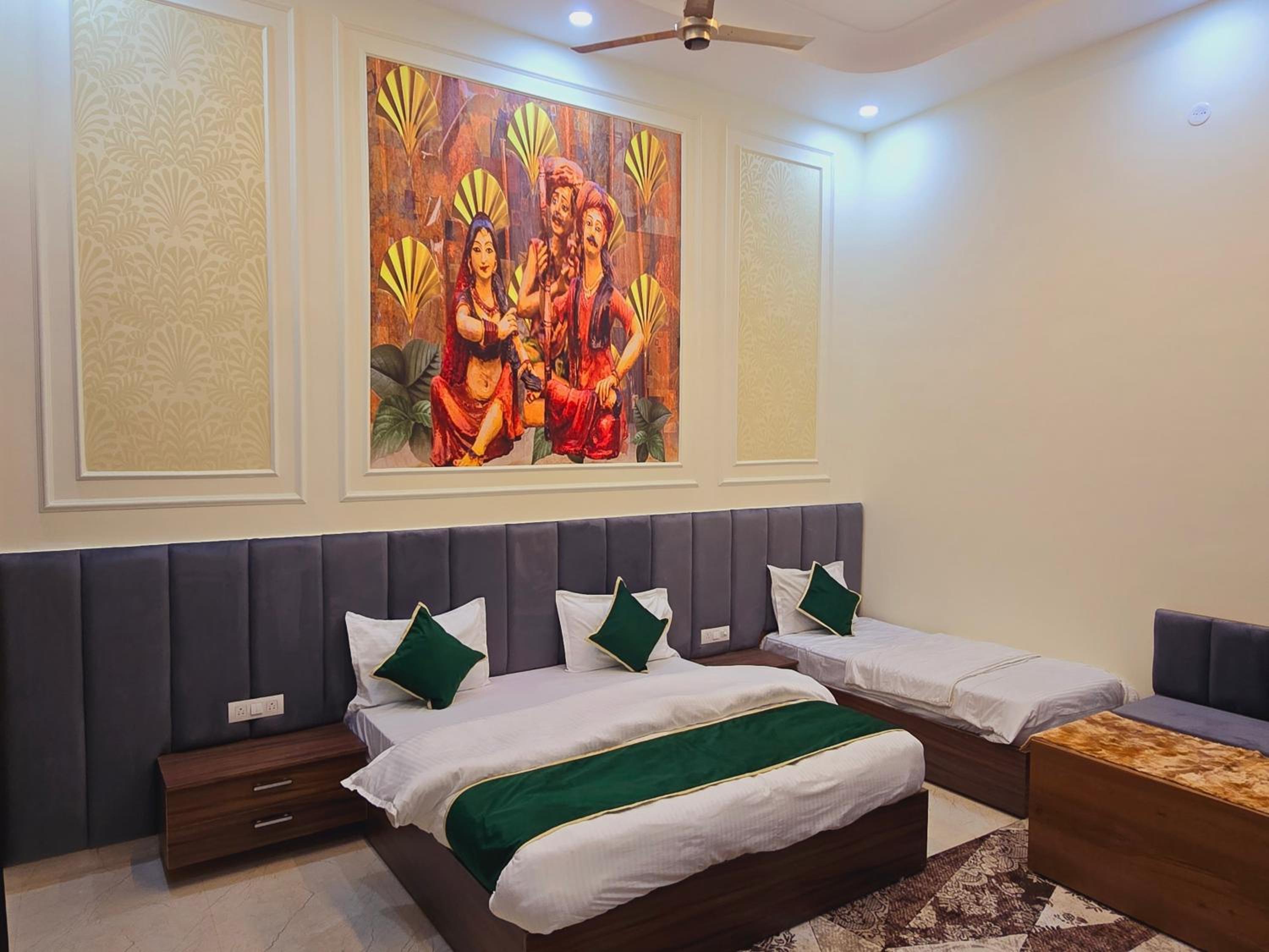 Triple Room with Private Bathroom - Photo 8