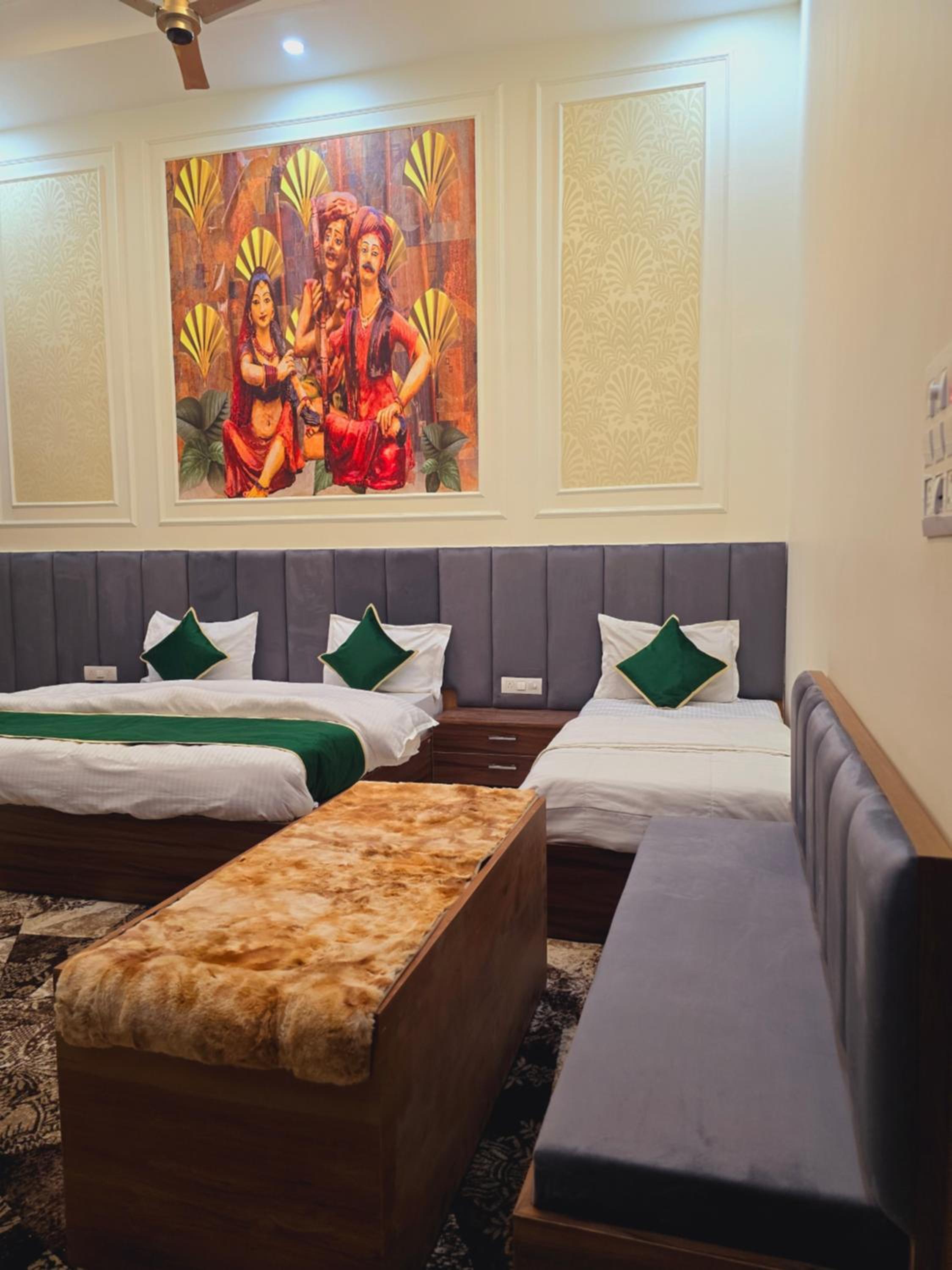 Triple Room with Private Bathroom - Photo 1