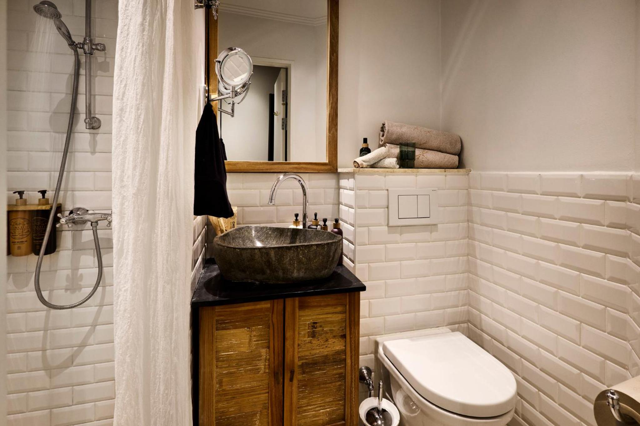 Small Double Room photo 1