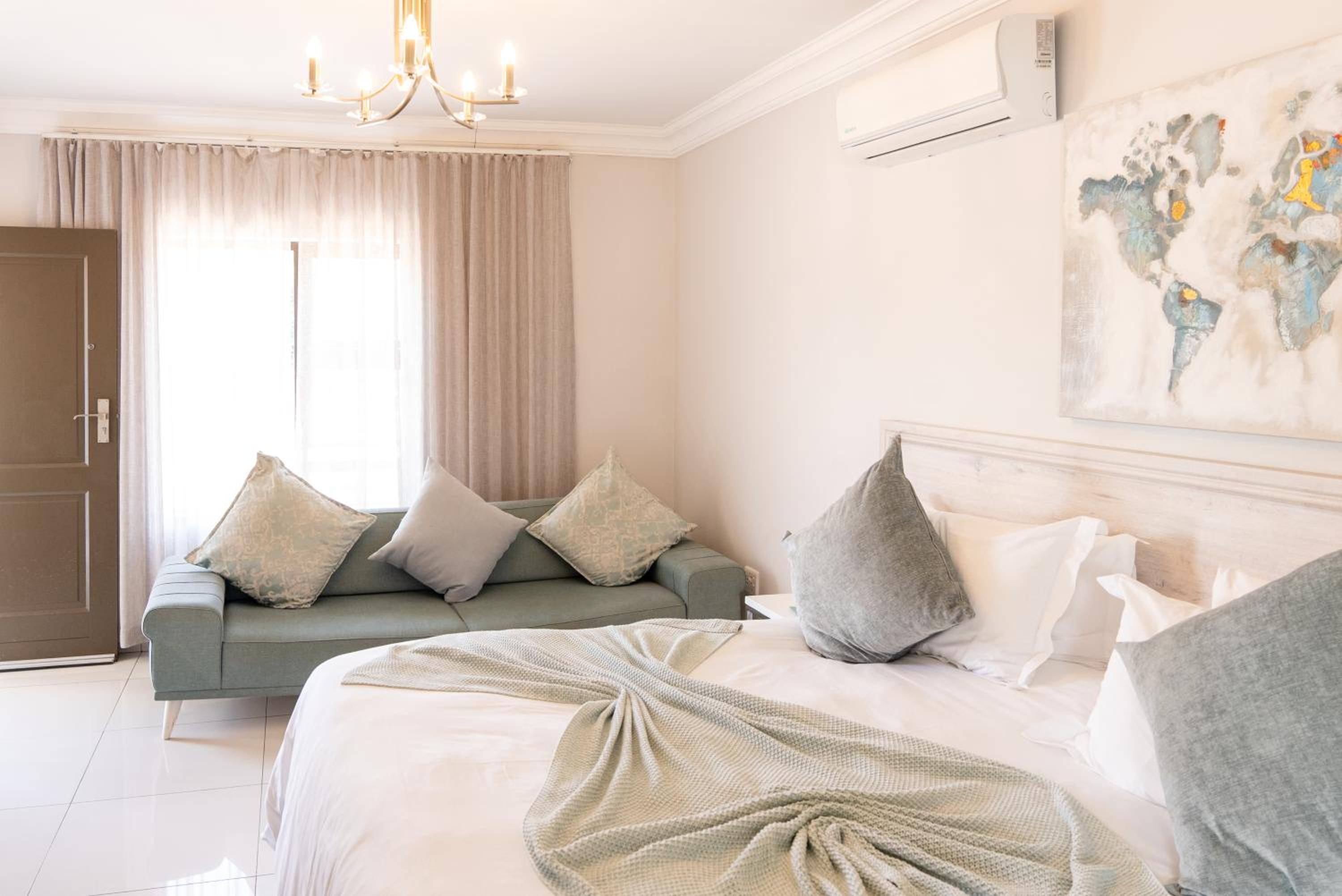 Family Queen Room - Photo 9
