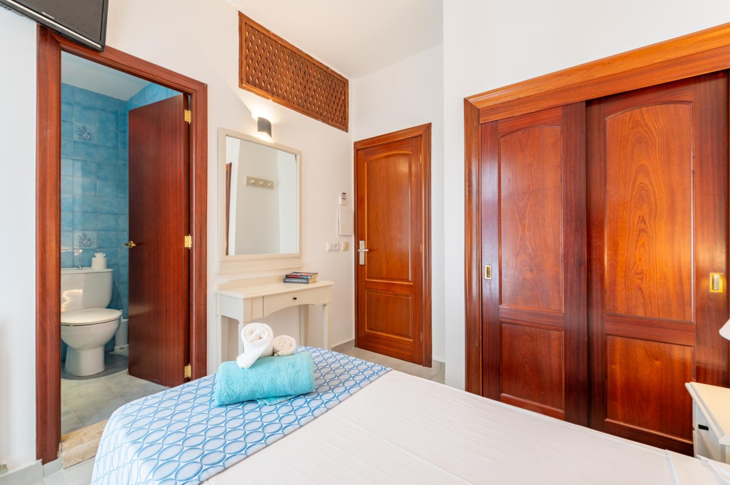Single Room with Terrace