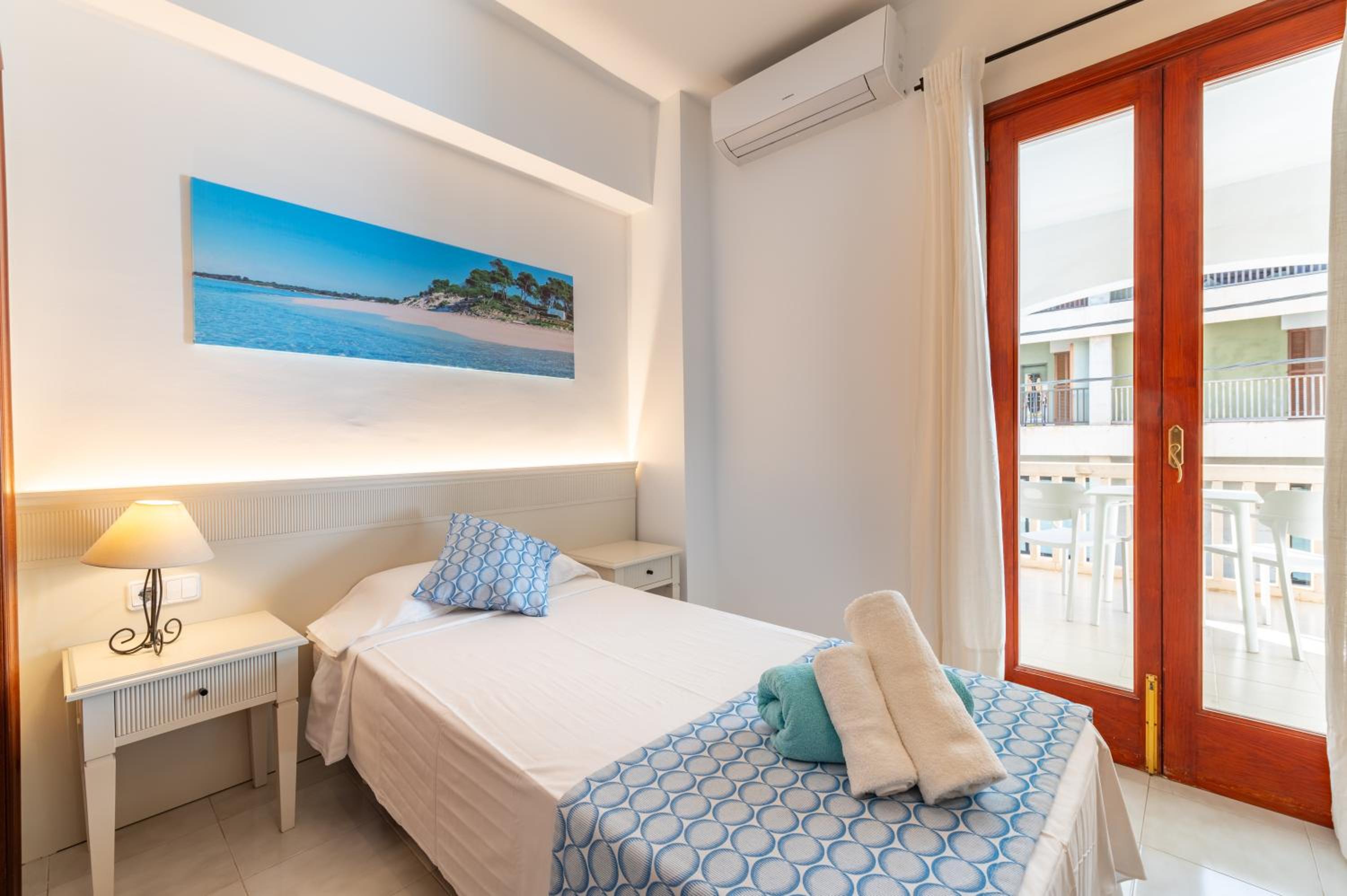 Single Room with Terrace