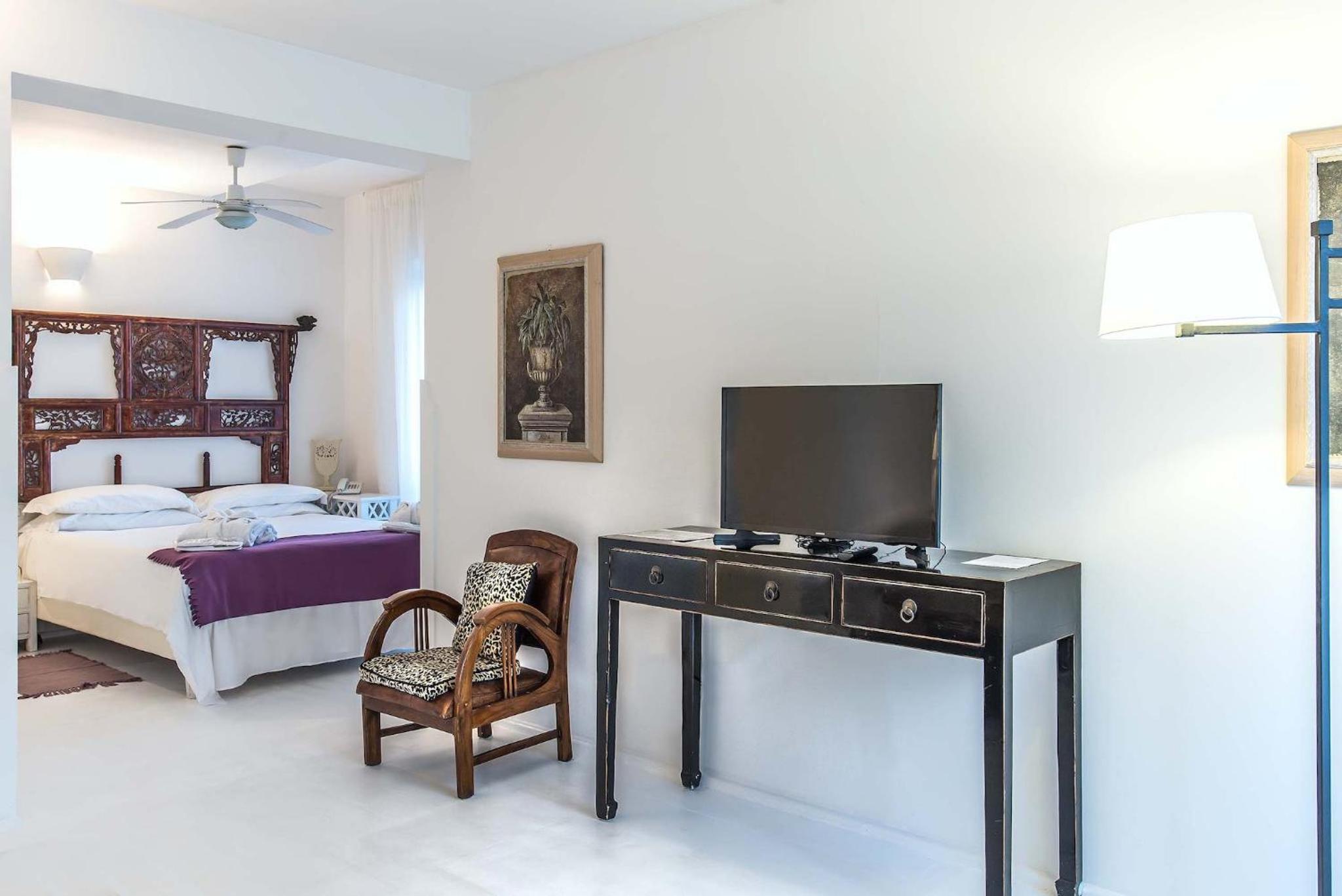 Junior Suite with Balcony photo 2