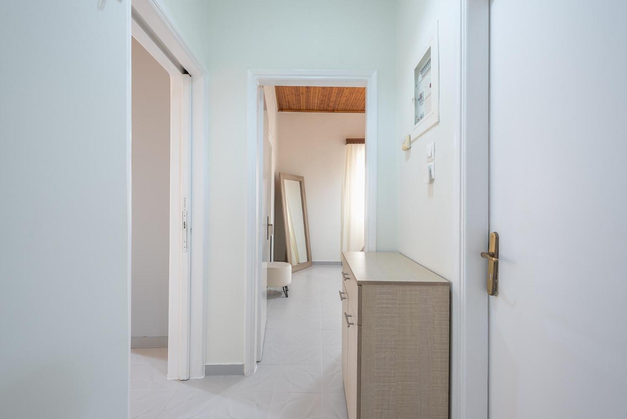 Two-Bedroom House - Photo 40