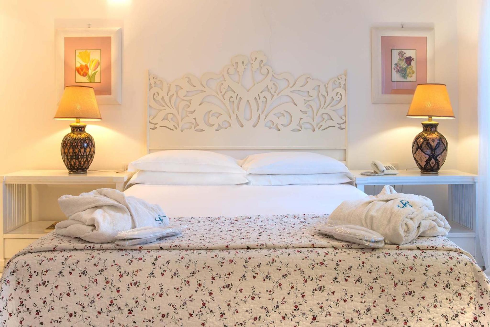 Junior Suite with Garden View - Photo 2