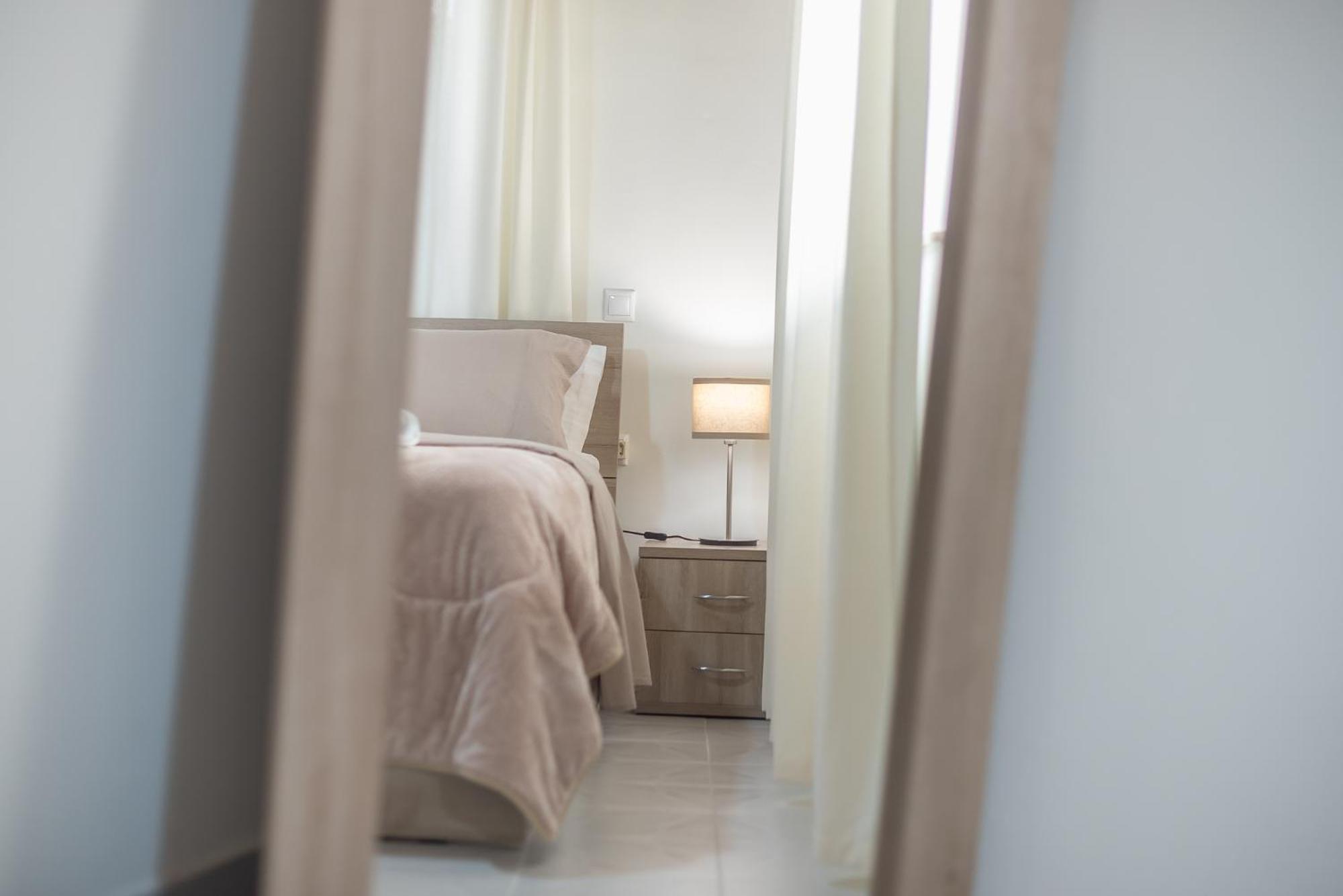 Two-Bedroom House - Photo 49