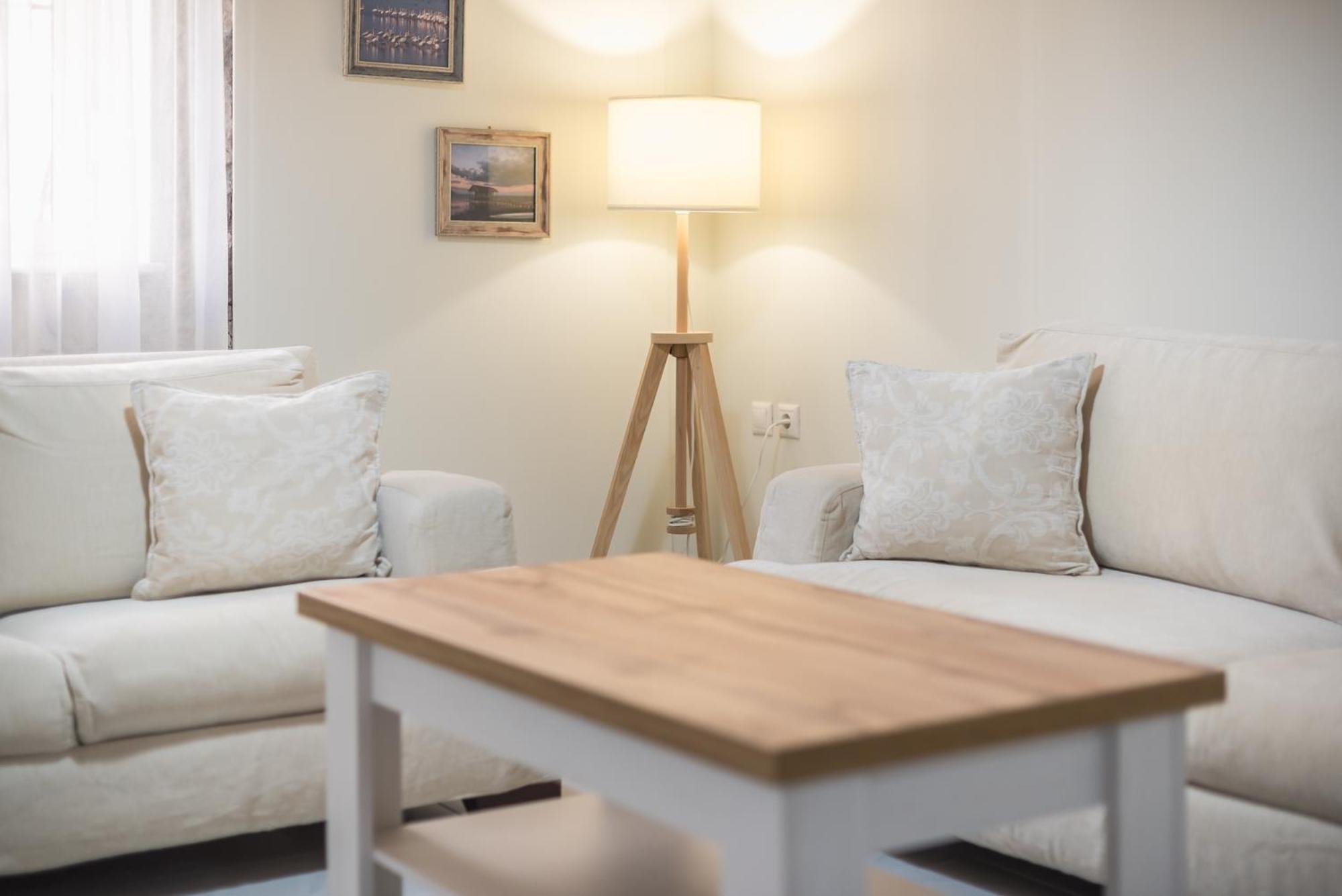 Two-Bedroom House - Photo 12