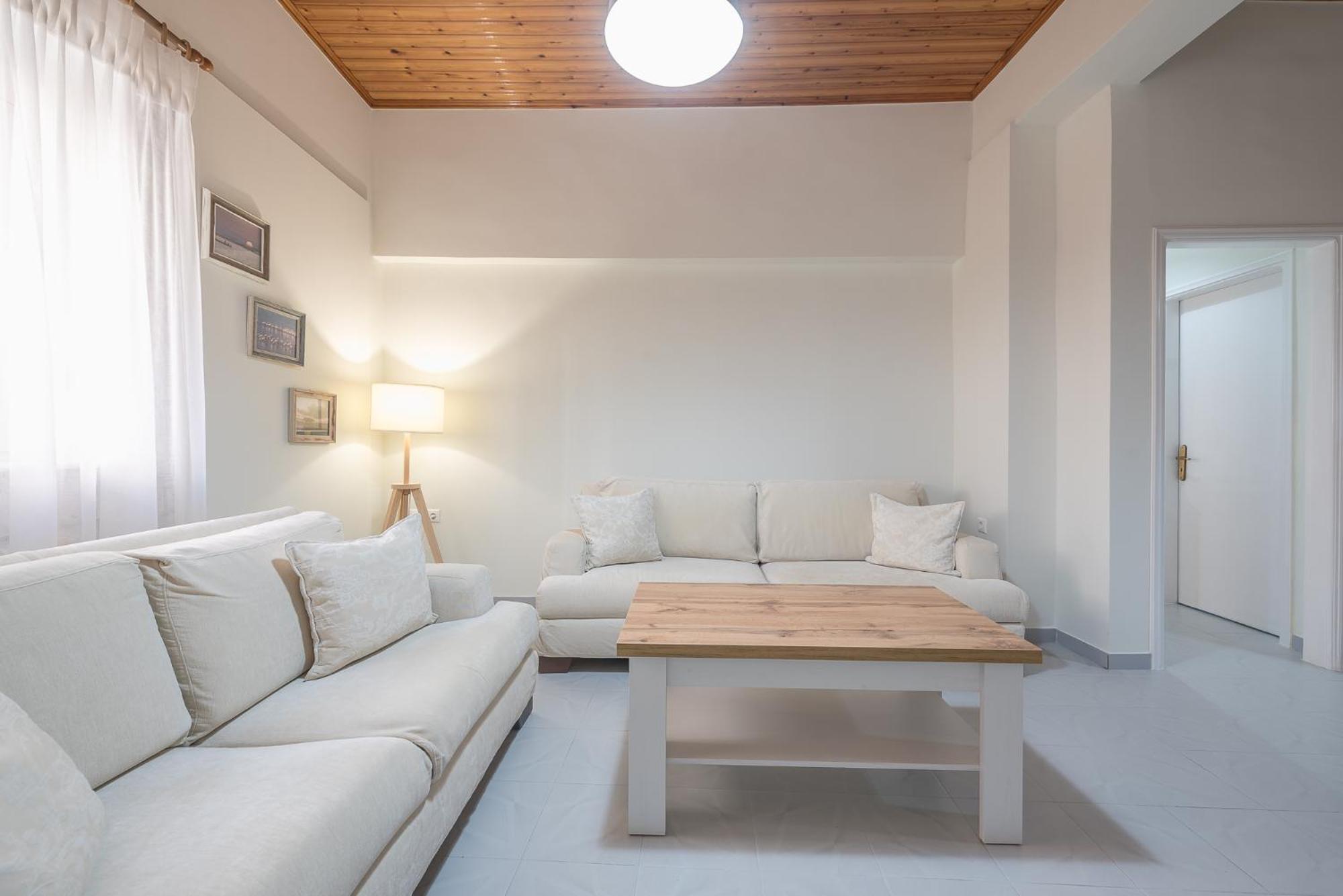 Two-Bedroom House - Photo 13