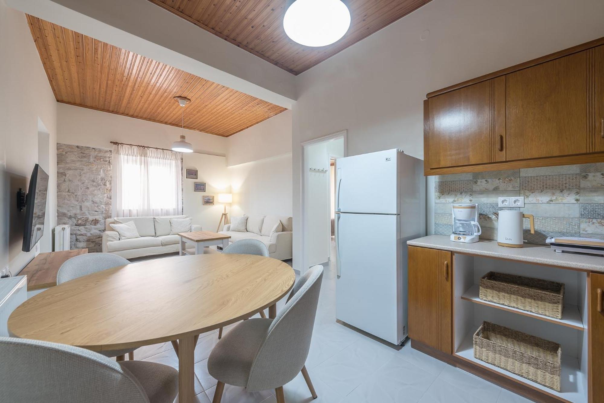 Two-Bedroom House - Photo 17