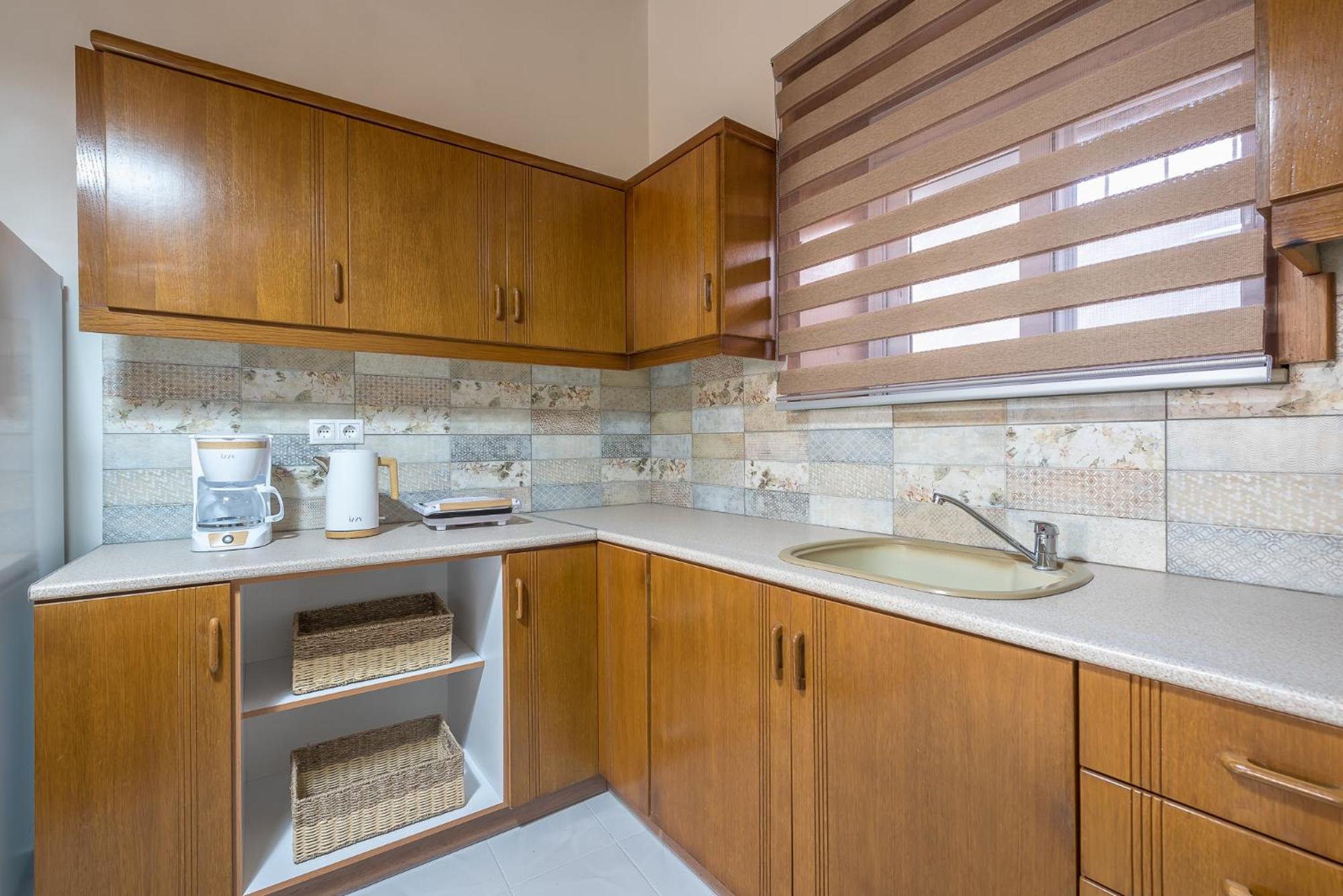 Two-Bedroom House - Photo 22