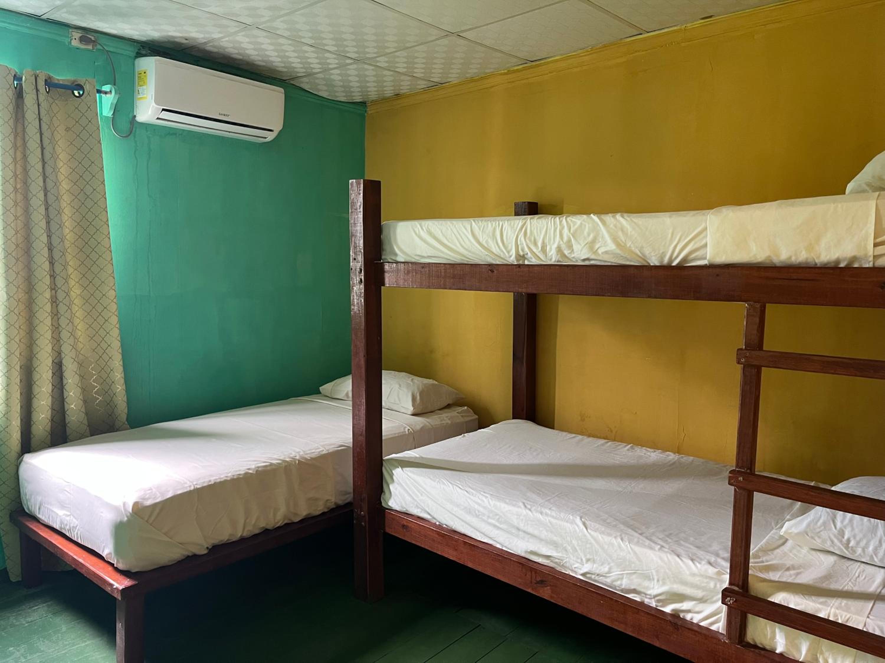 Budget Triple Room photo 2