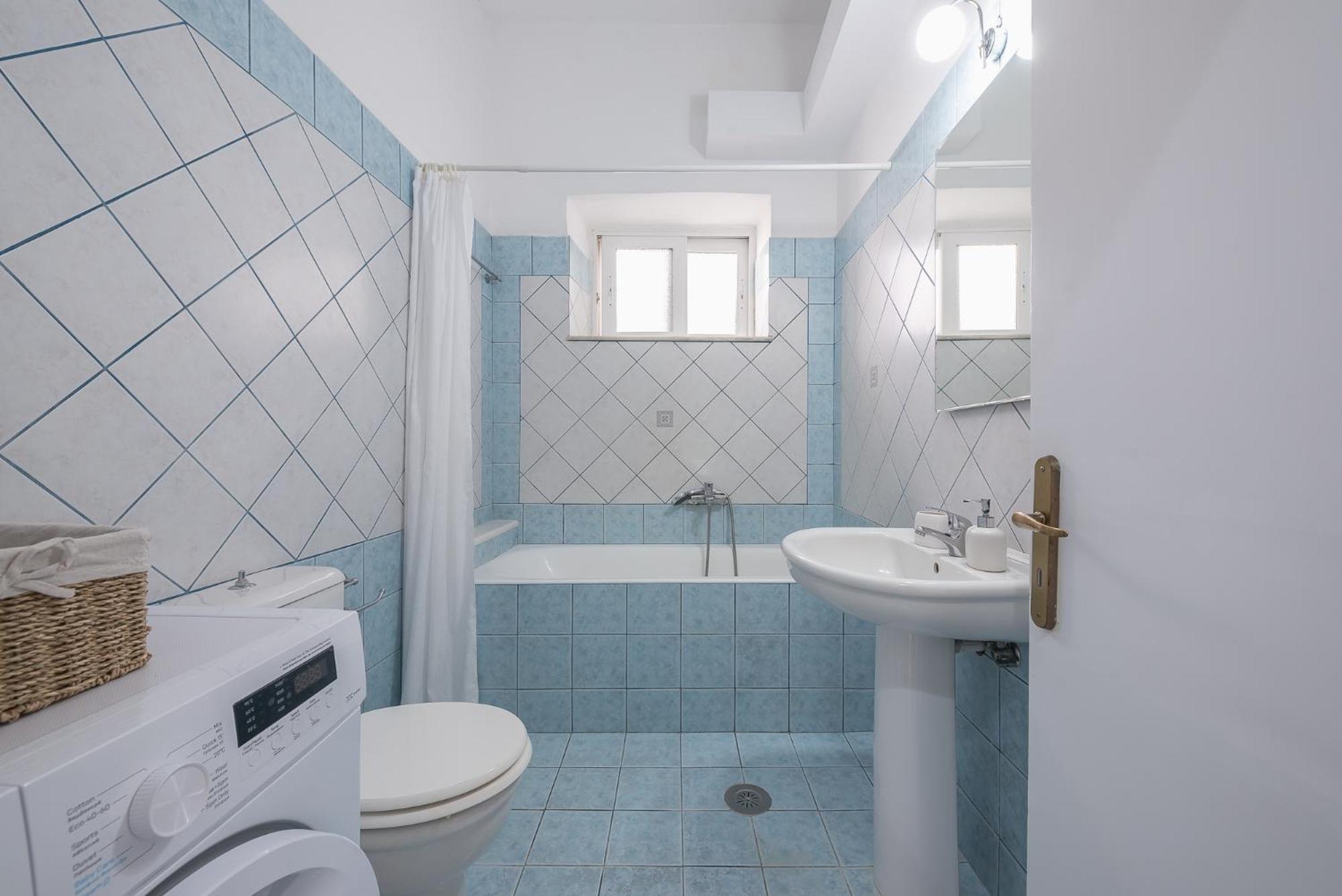 Two-Bedroom House - Photo 54