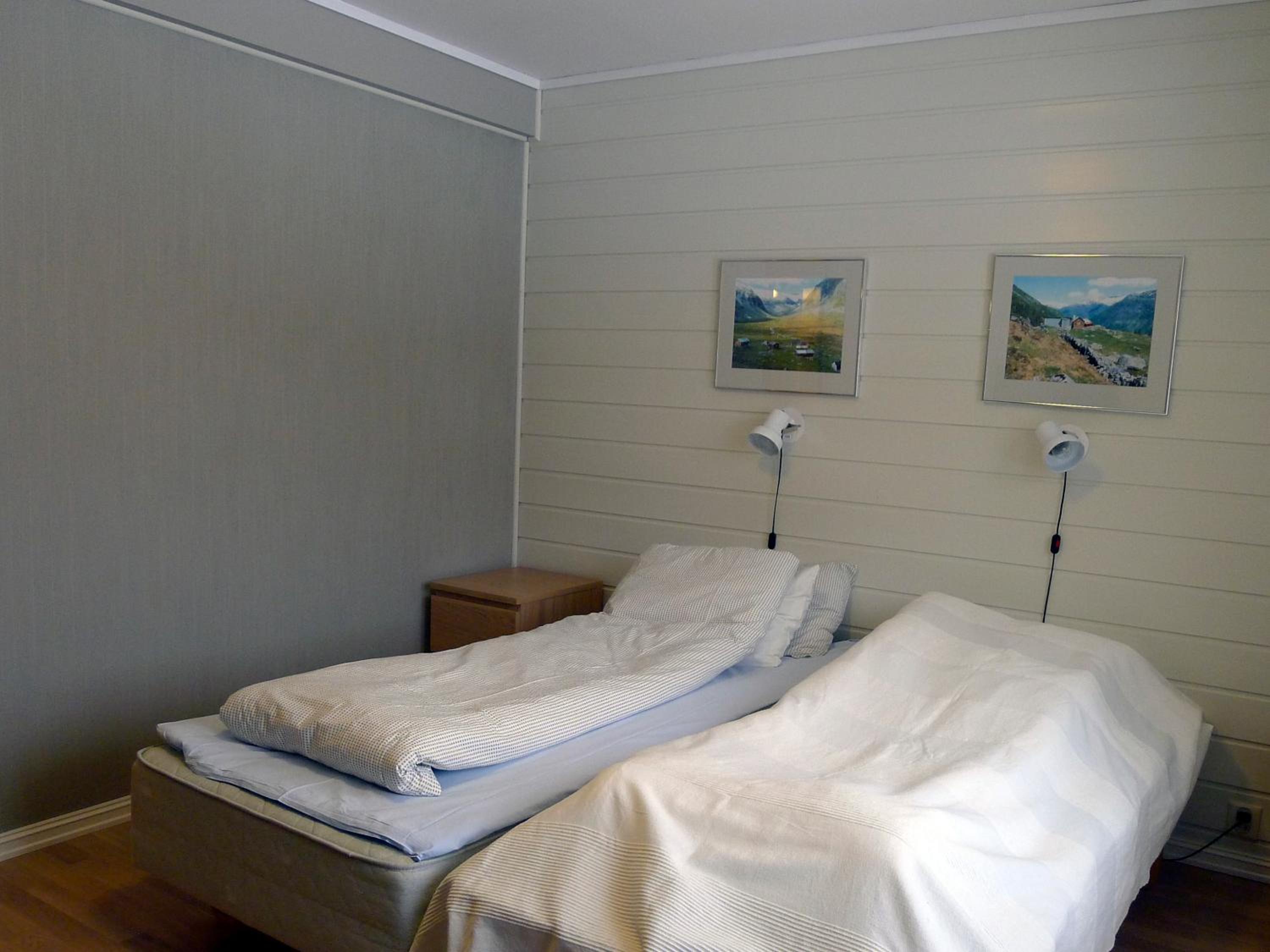 Standard Twin Room - Photo 1