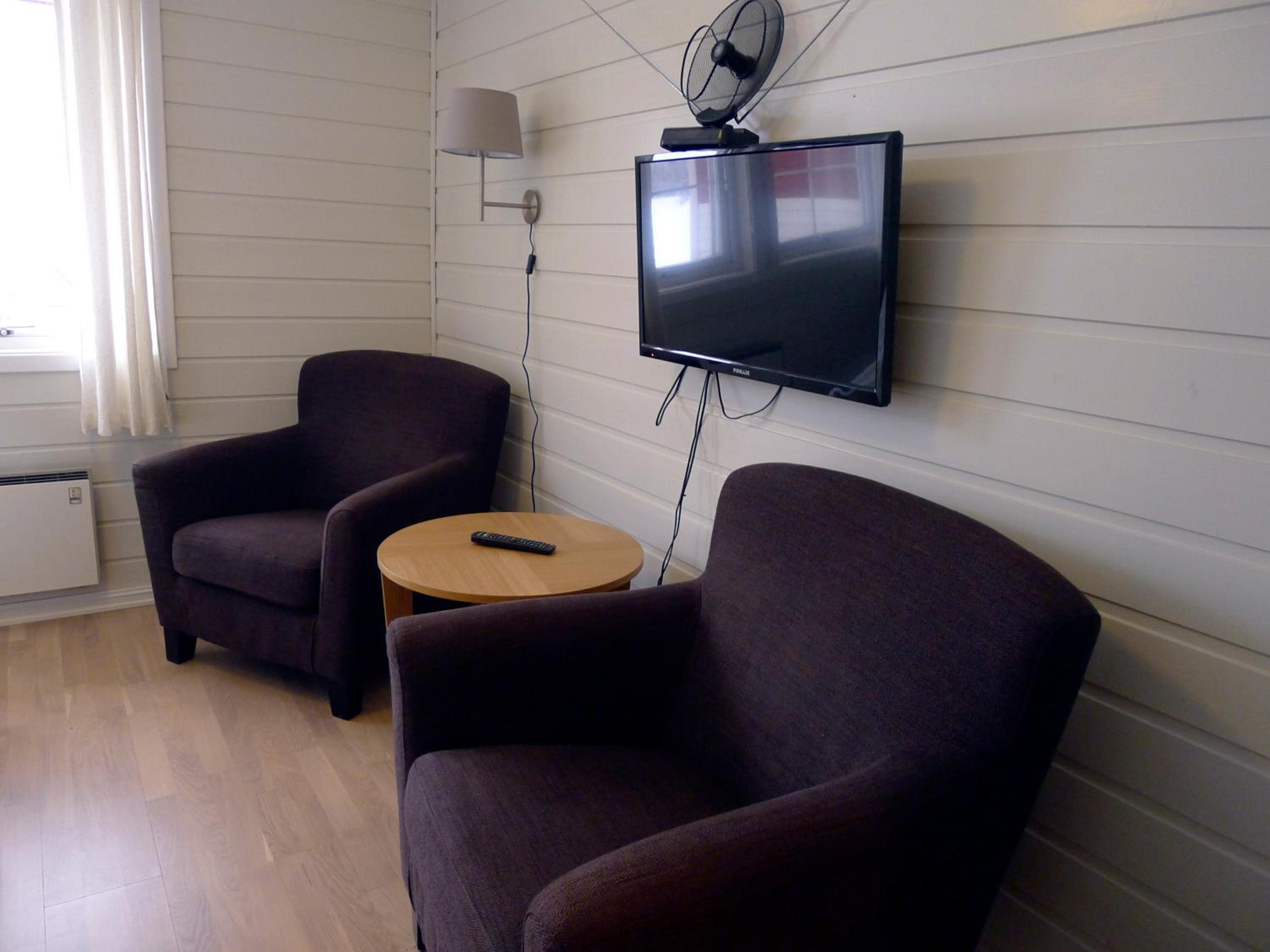 Standard Twin Room - Photo 3