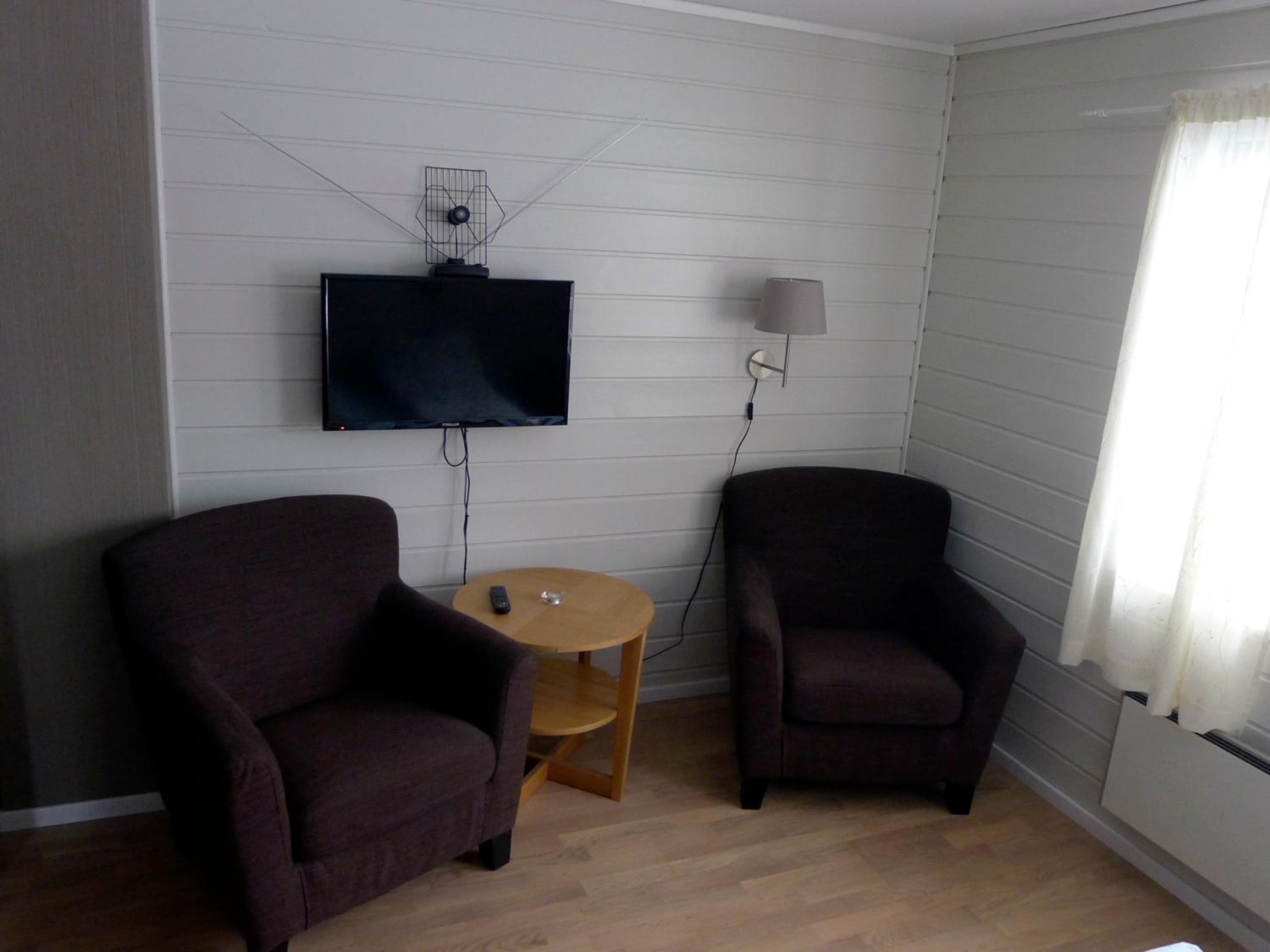 Standard Twin Room - Photo 8