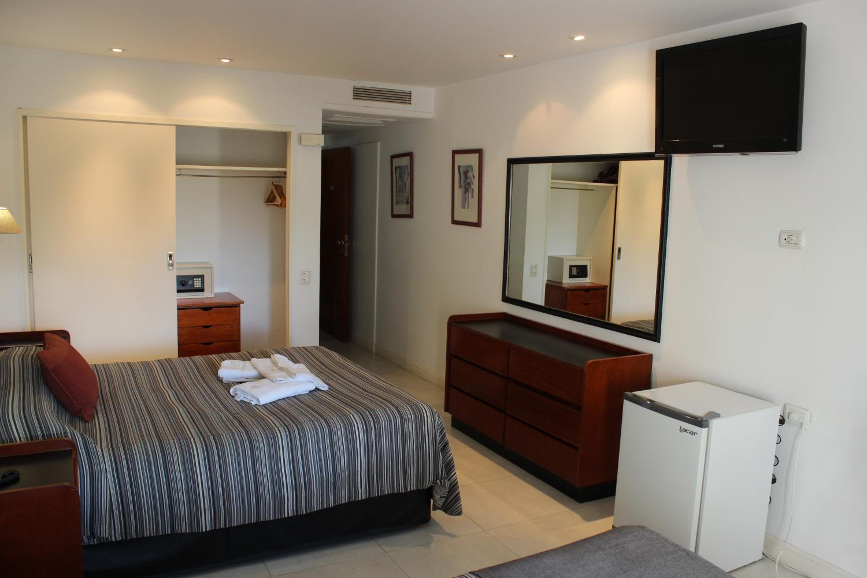 Classic Triple Room photo 3