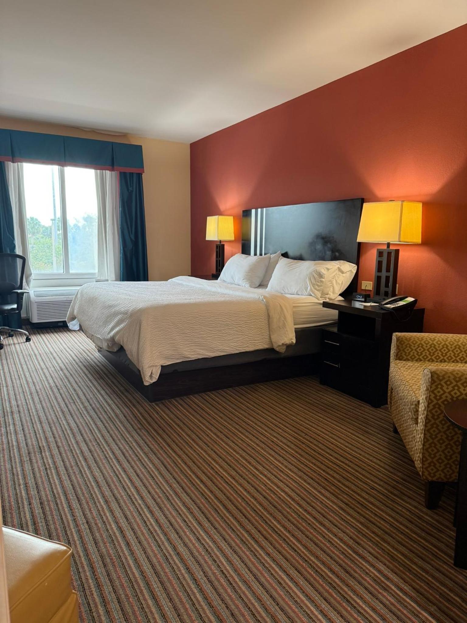 Standard King Room