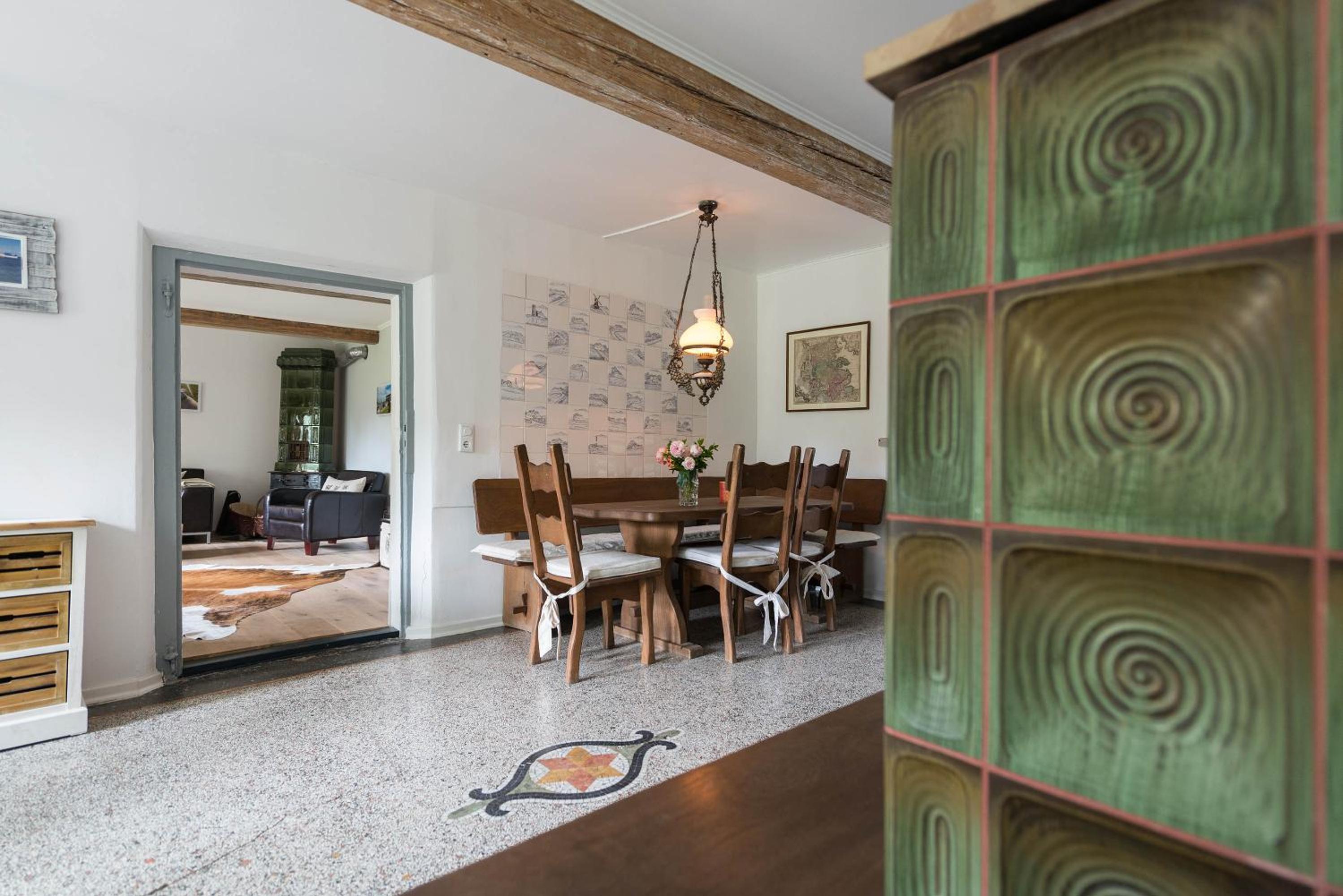 Superior One-Bedroom Apartment