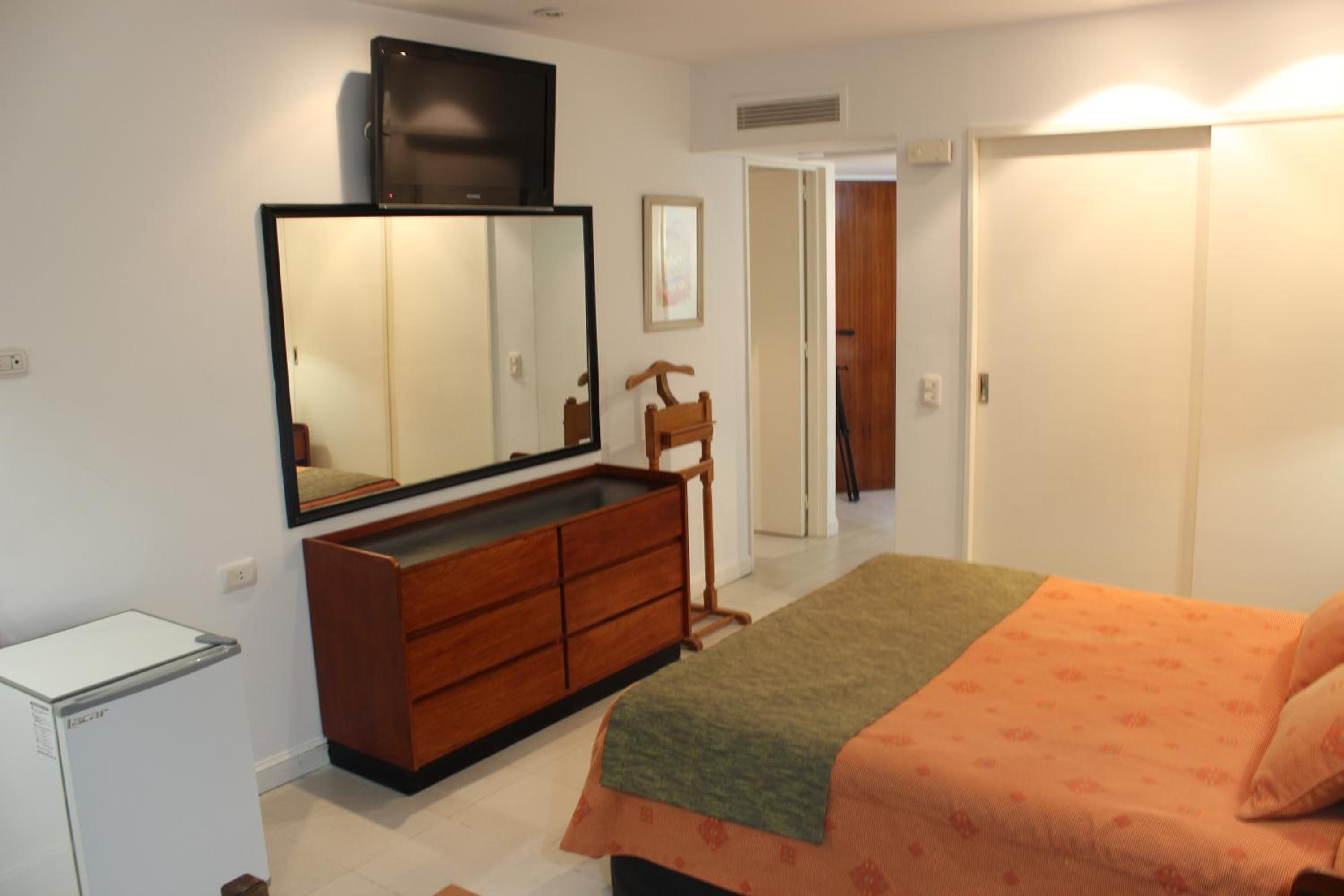Family Room photo 1