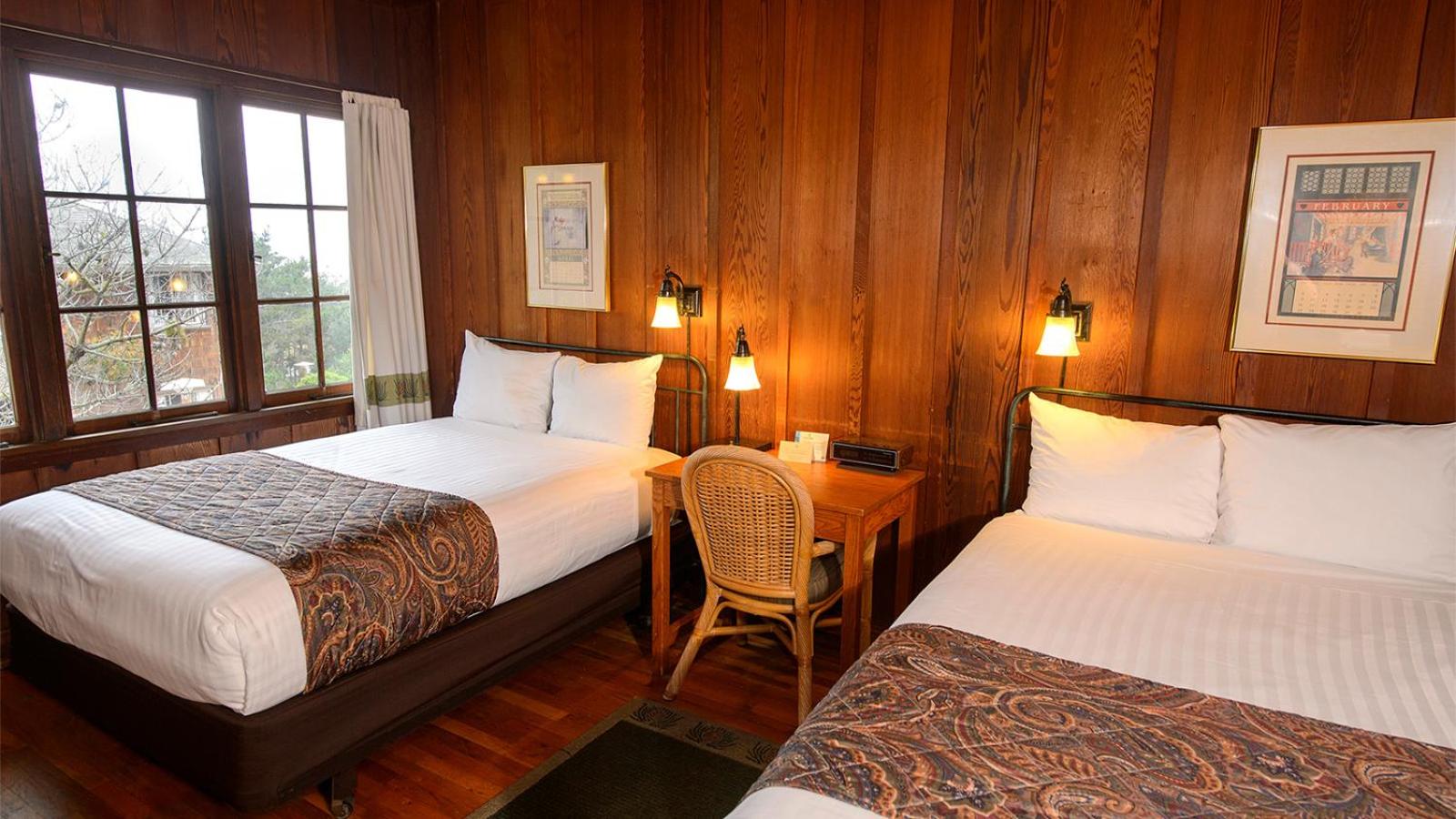 Standard Double Room with Two Double Beds - Photo 1