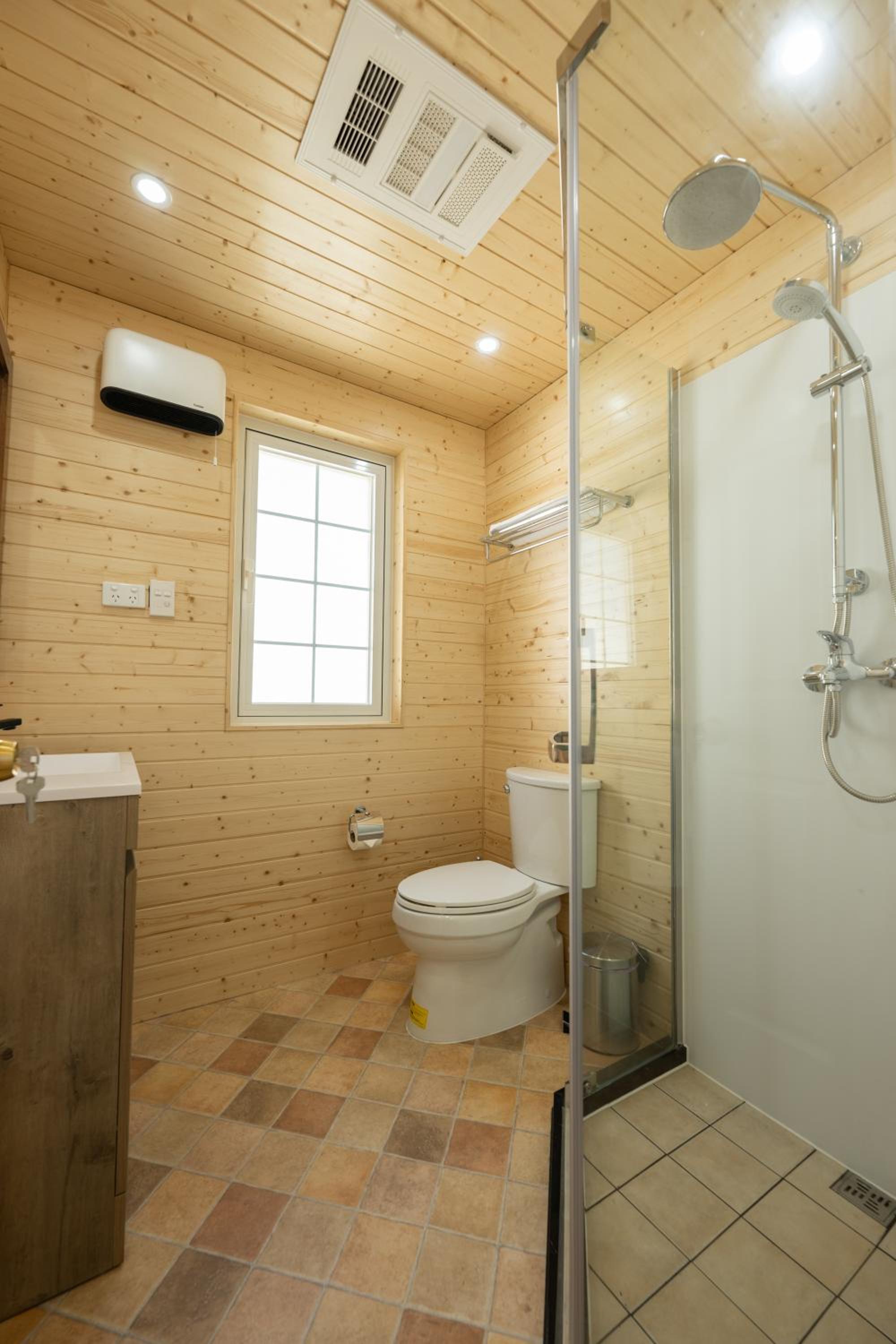 One-Bedroom House photo 3