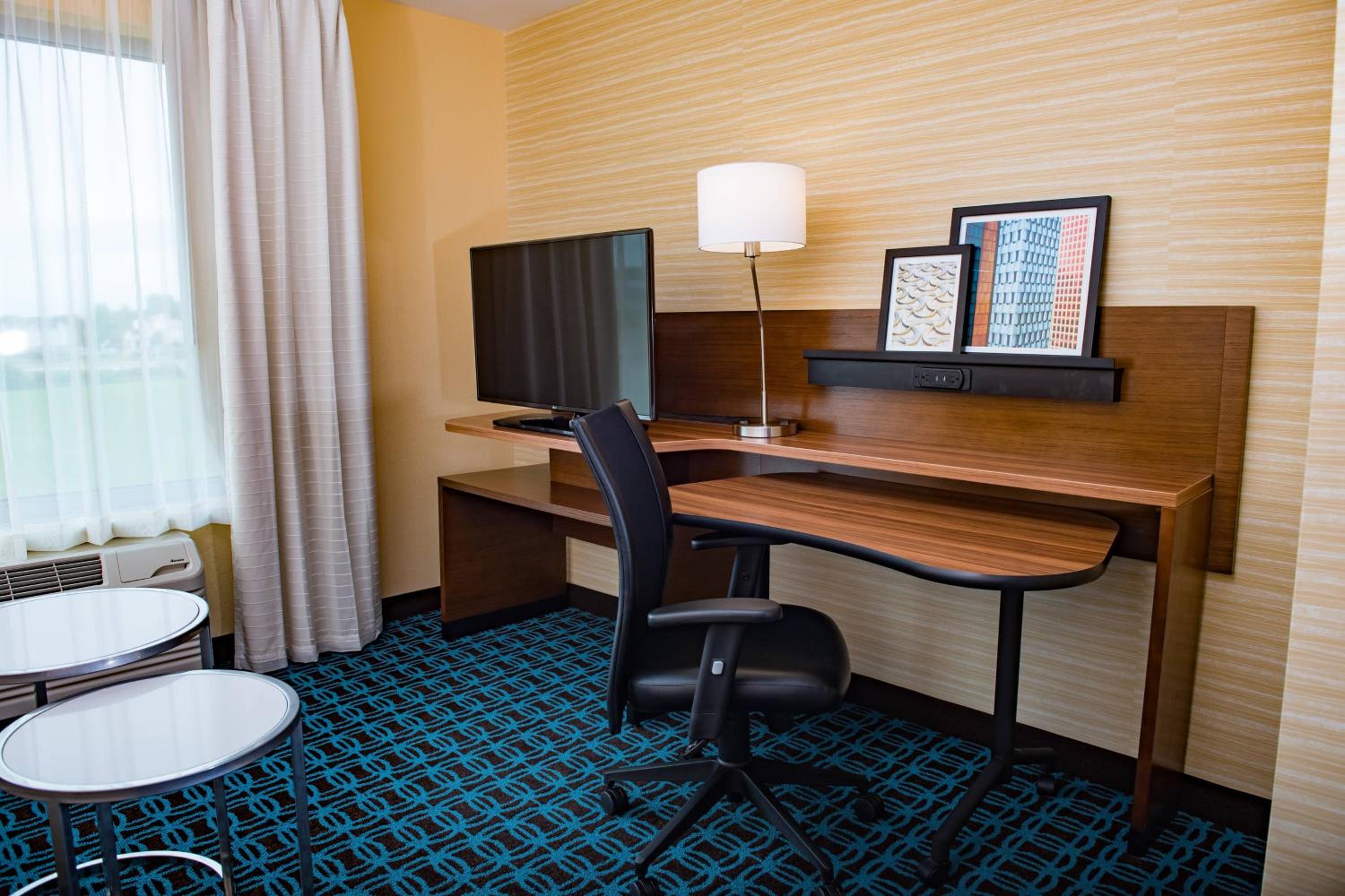 Guest room, King (Hearing Accessible)