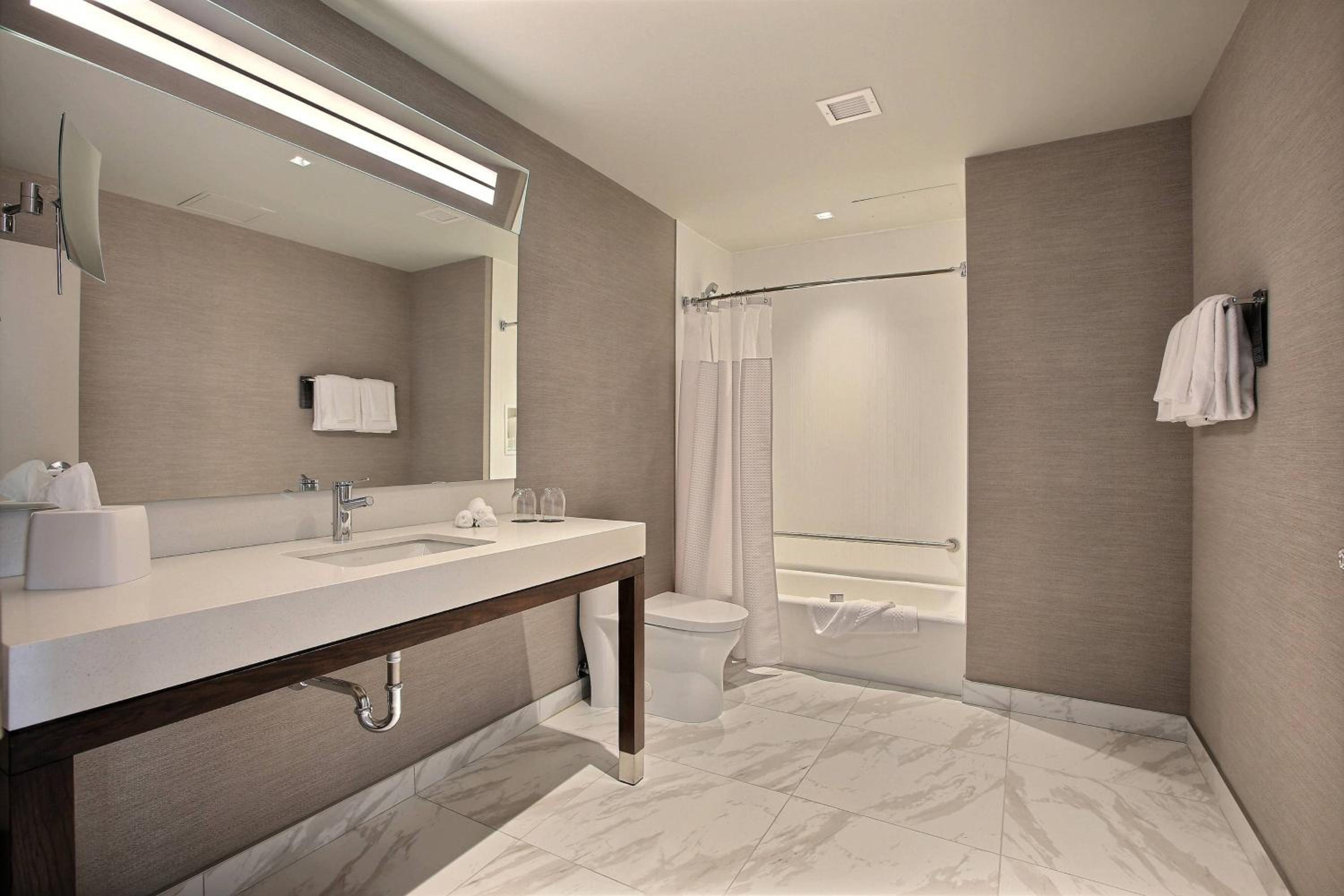 Guest room, 2 Queen - Photo 3
