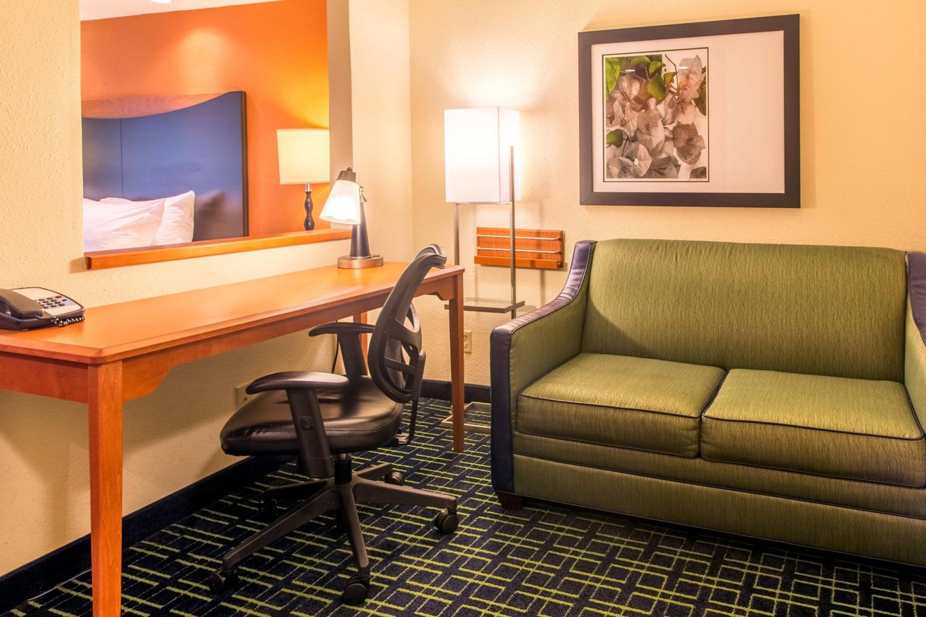 King Suite with Sofa Bed photo 1