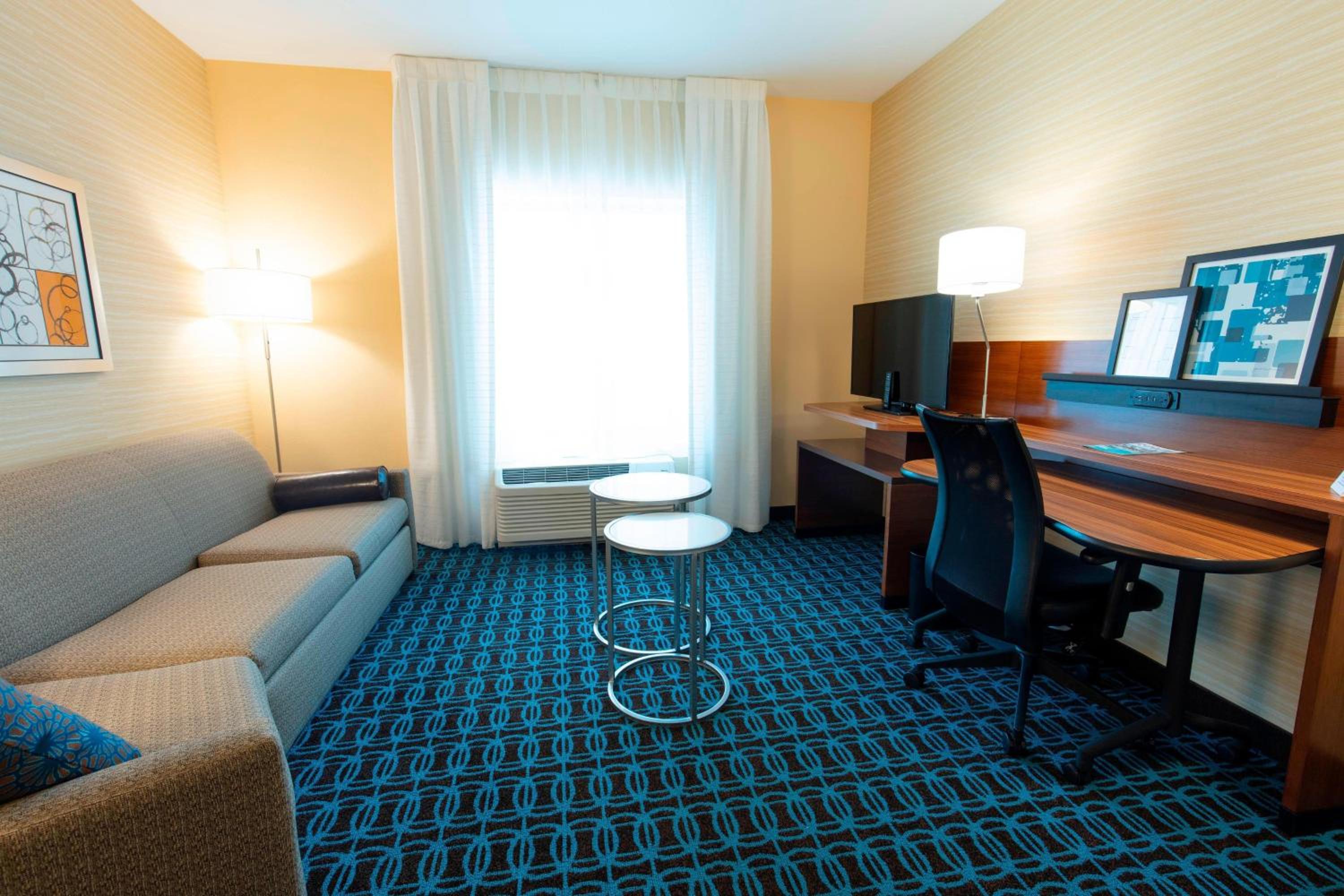 King Suite with Sofa Bed - Hearing Accessible