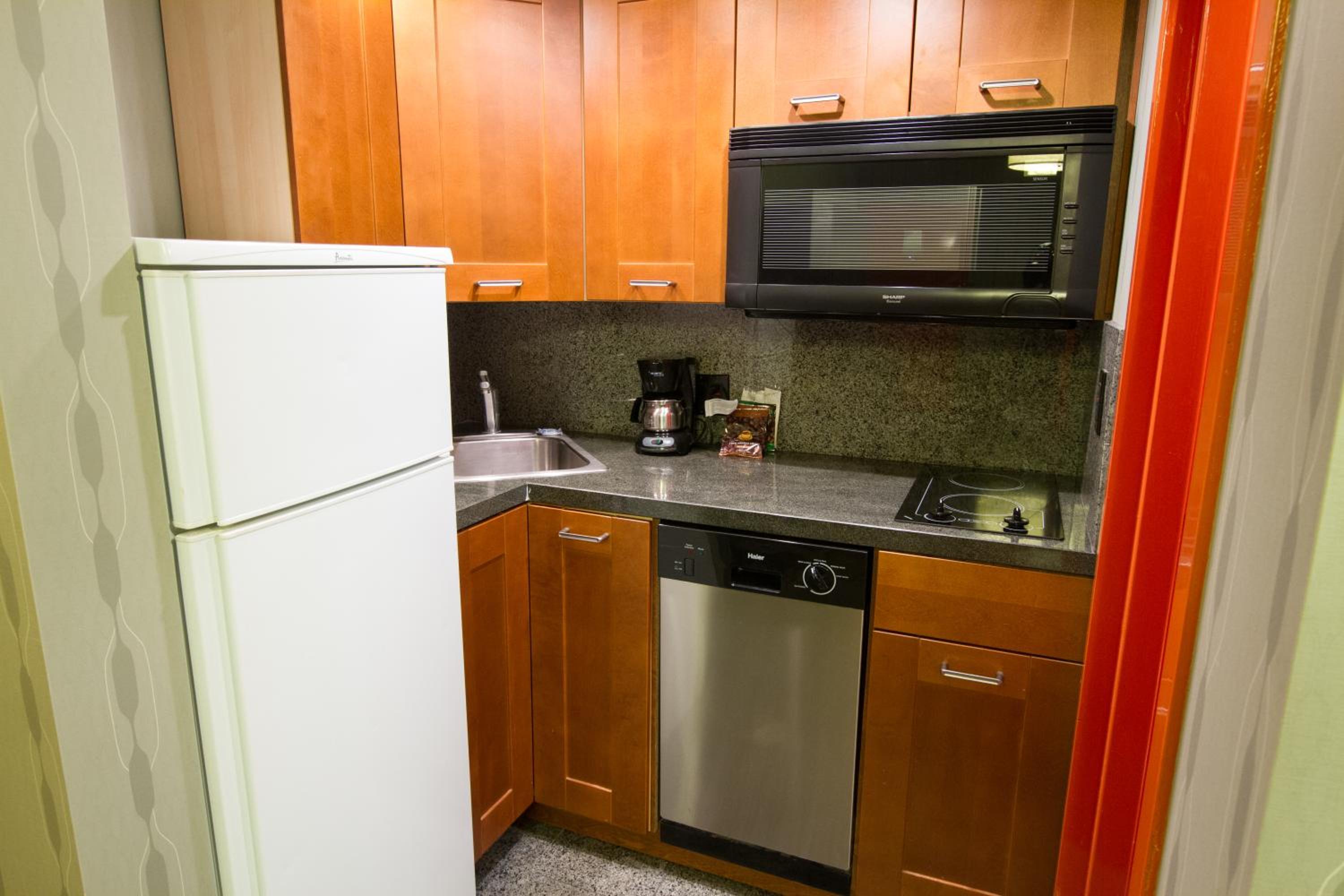 Dual Queen Suite