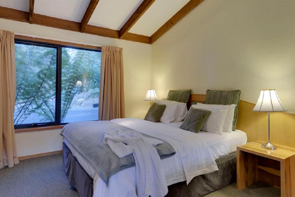 Luxury Wilderness Suite with Spa Bath