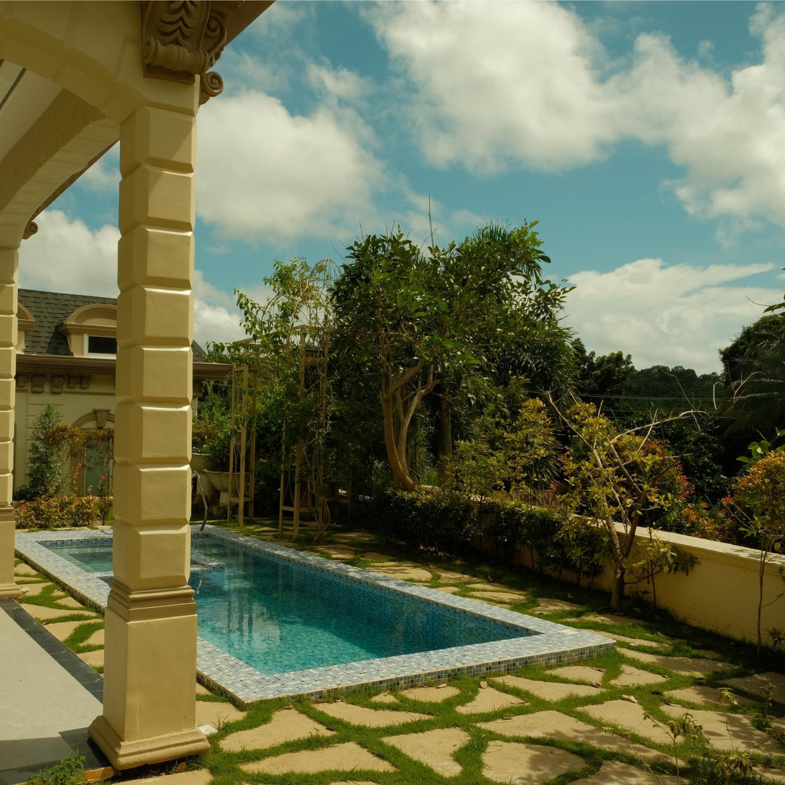 Trianon Queen Boutique Villa - Photo 3