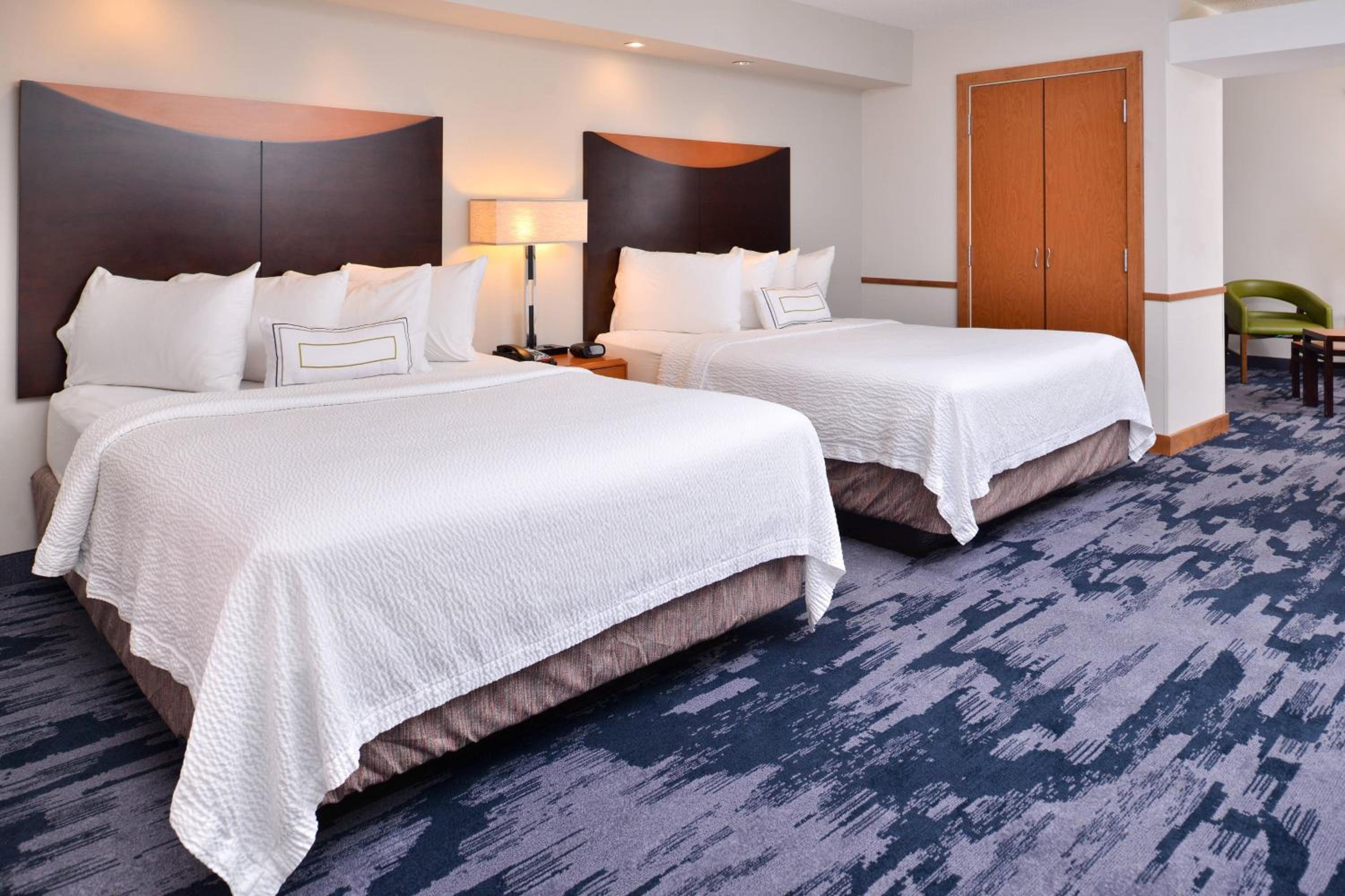 Queen Room with Two Queen Beds - Hearing Accessible - Photo 1