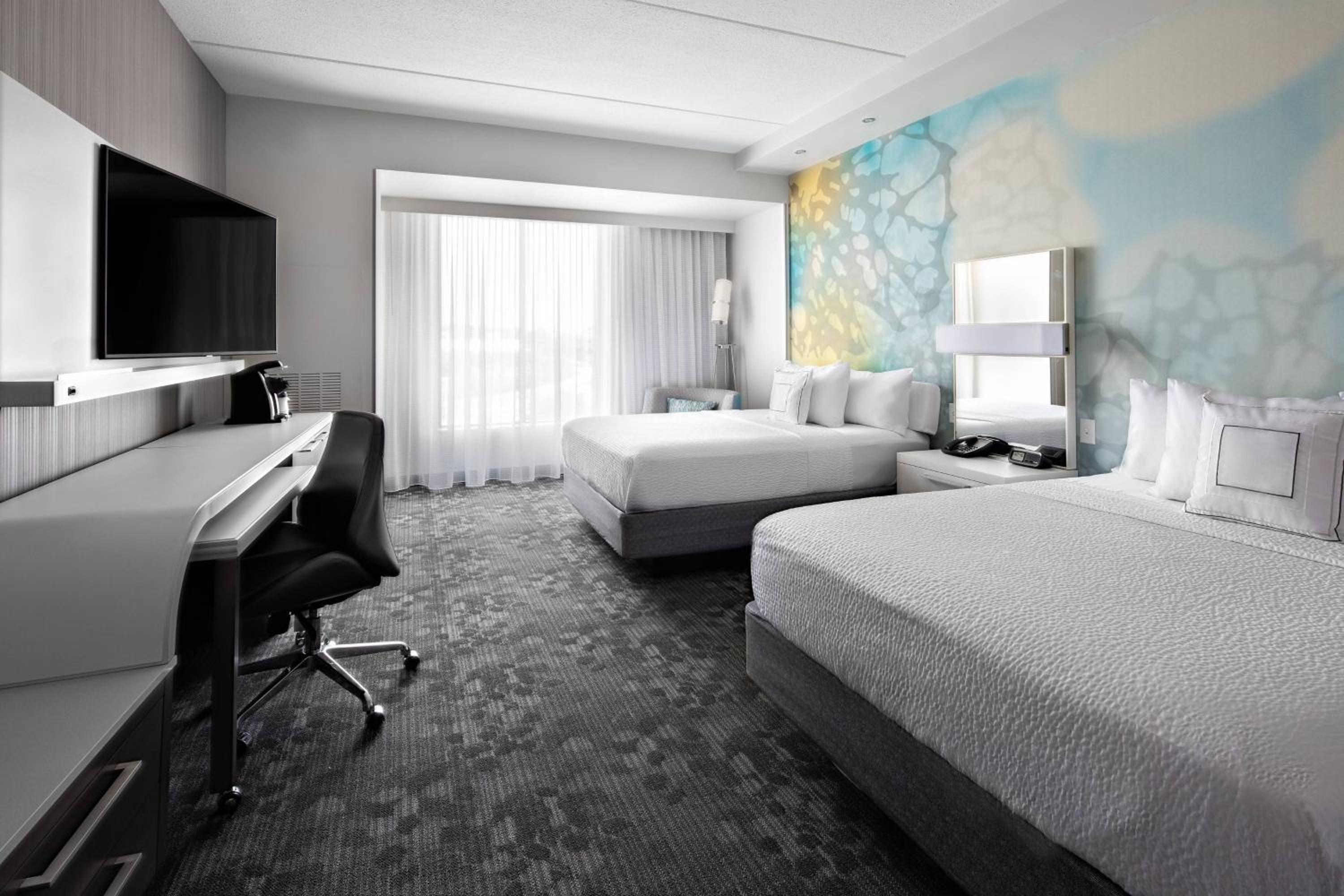 Queen Room with Two Queen Beds and Roll-in Shower - Mobility Accessible - Photo 1
